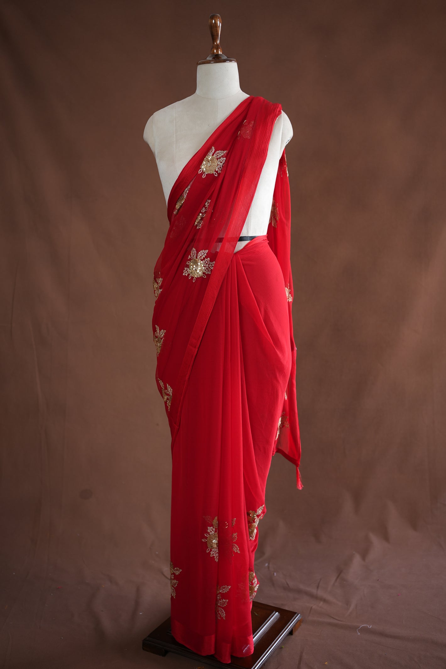 KARWA CHAUTH SPECIAL SAREE WITH SATIN BORDER AND AARI TARI & SEQUENCE WORK ( WITH BLOUSE) ##SR0380