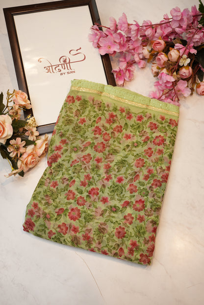 Weightless fabric saree with border & flower print ##SR056