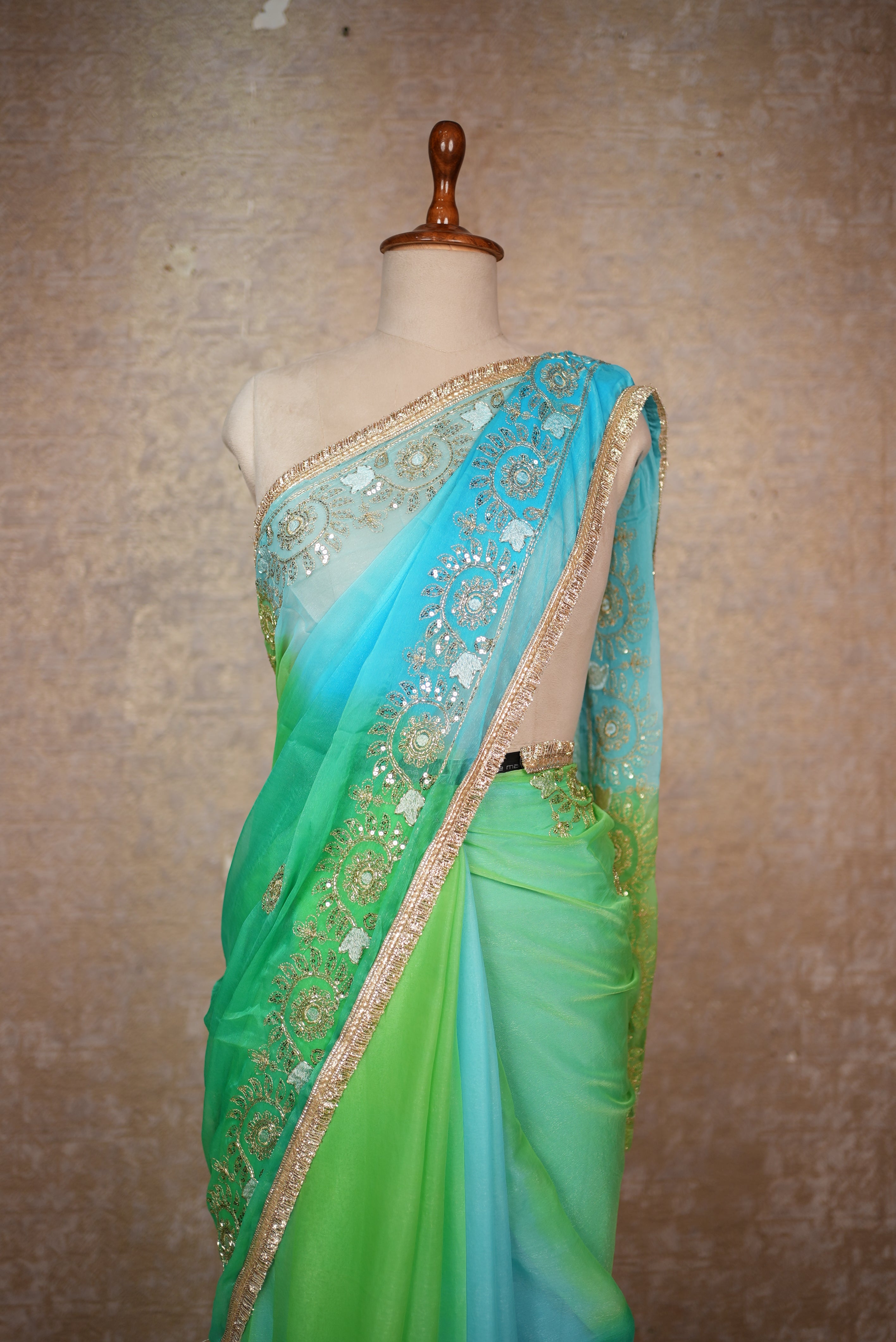 Shimmer Chiffon Fabric Darbari Saree in Multishade Along with Cutdana & Sequence Work (With Blouse)