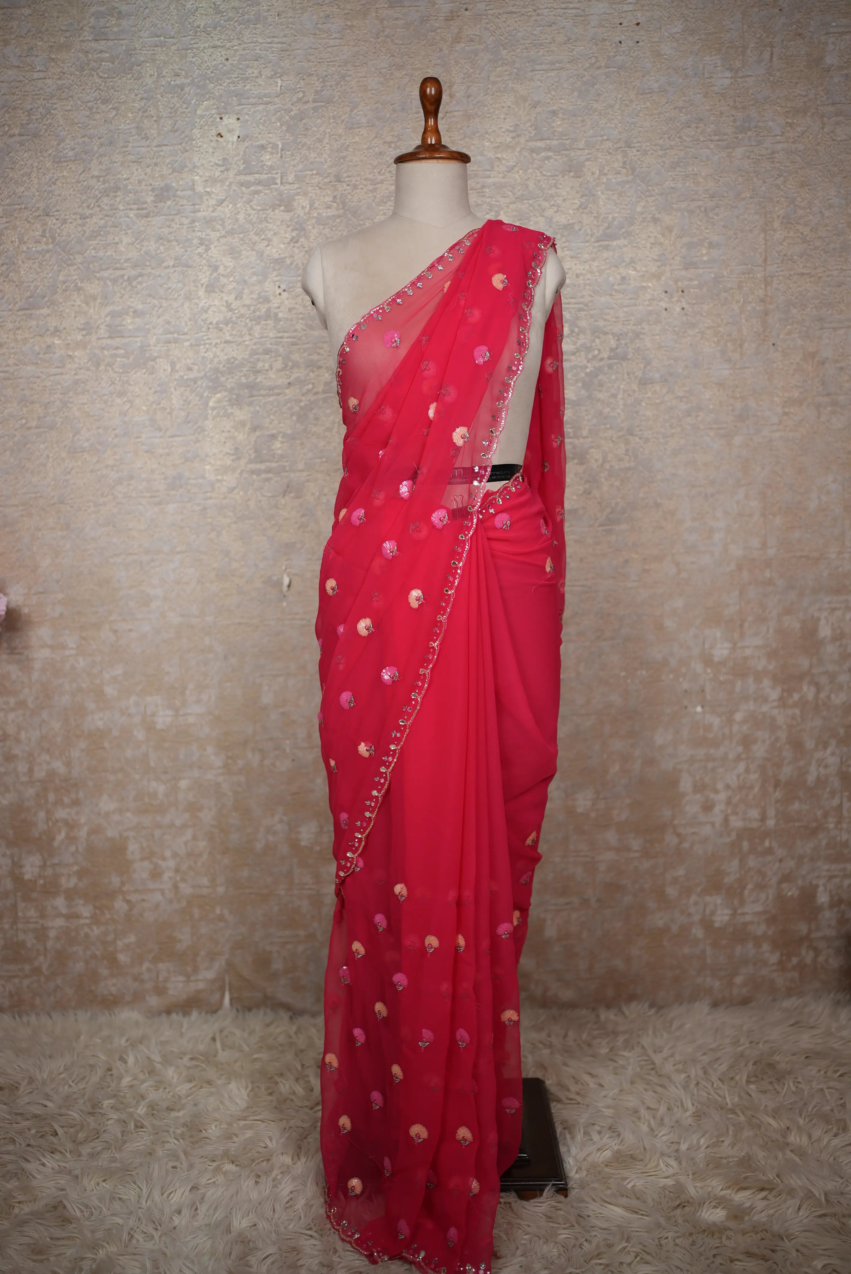 Georgette Fabric Saree With Choti Buti With Delicate Border (With Running Blouse)