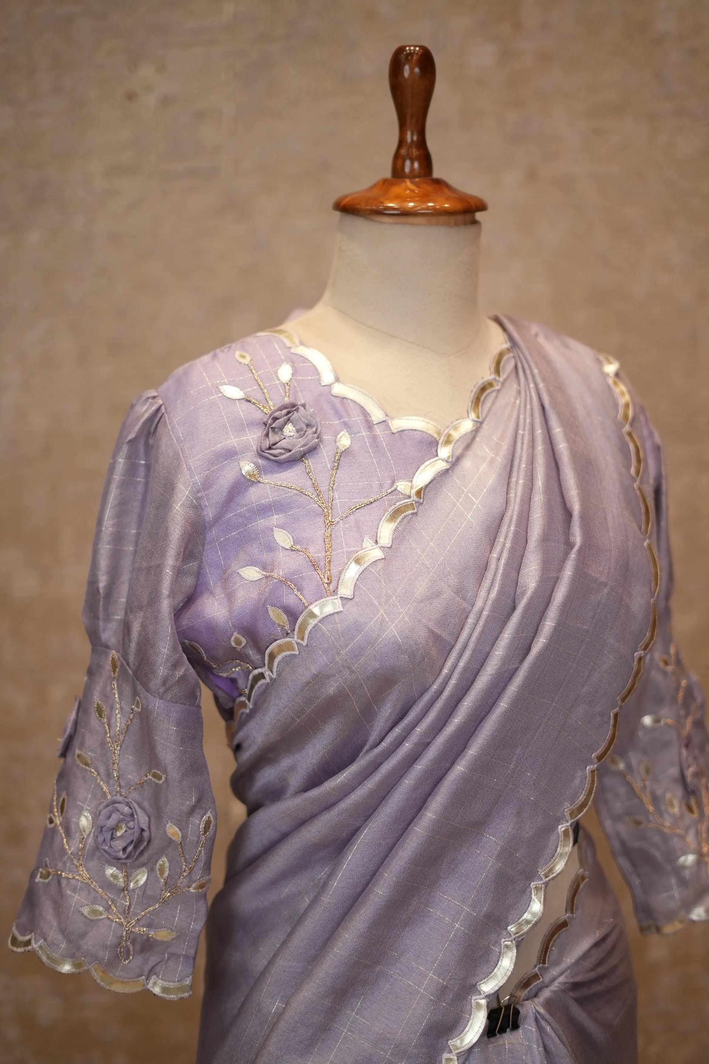 Elegant Designer Saree Co-Ord Set with Embroidered Blouse & Scalloped Border