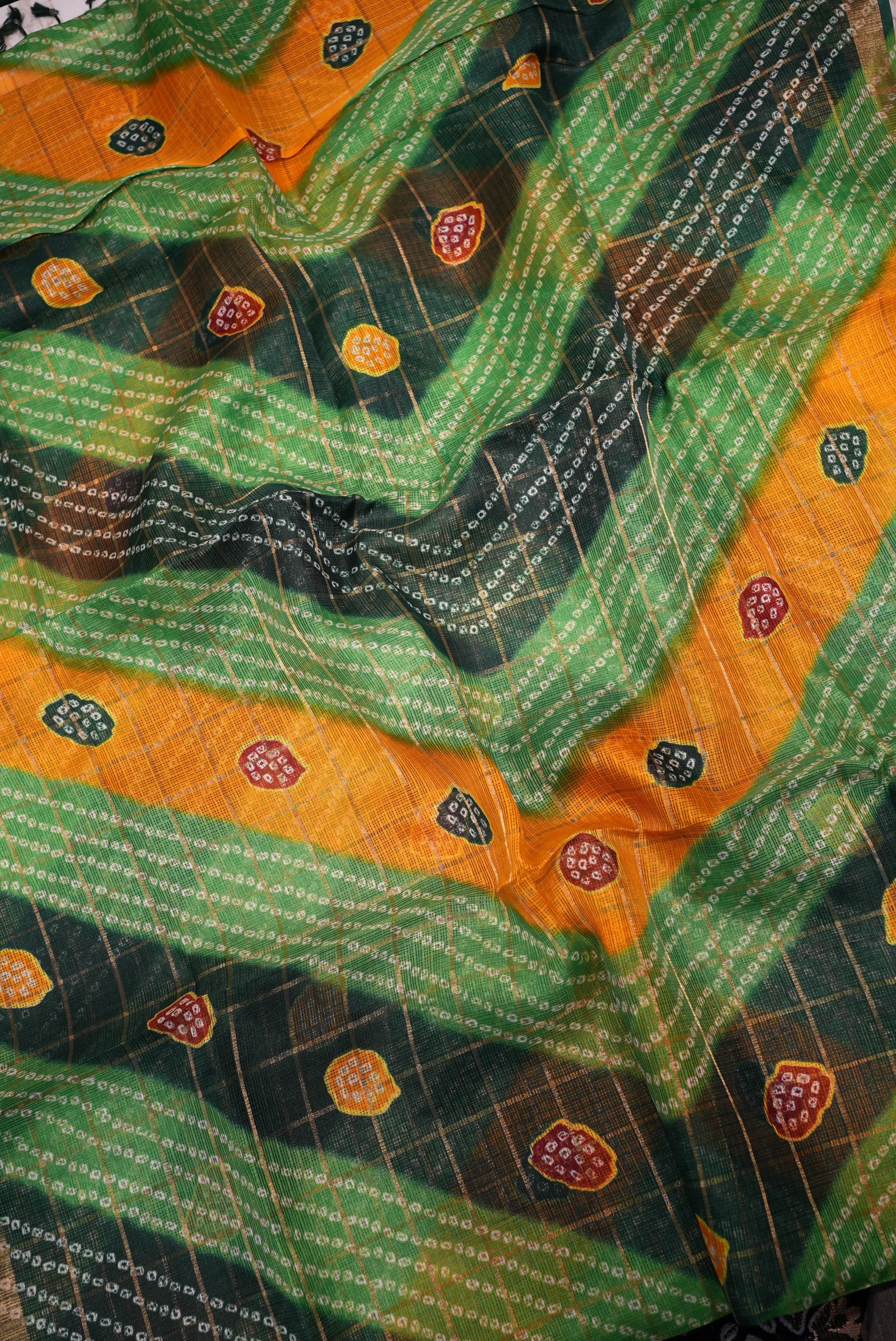 Rajasthani Traditional Kota Doriya Fabric Bandhani Design Saree (Multishade)