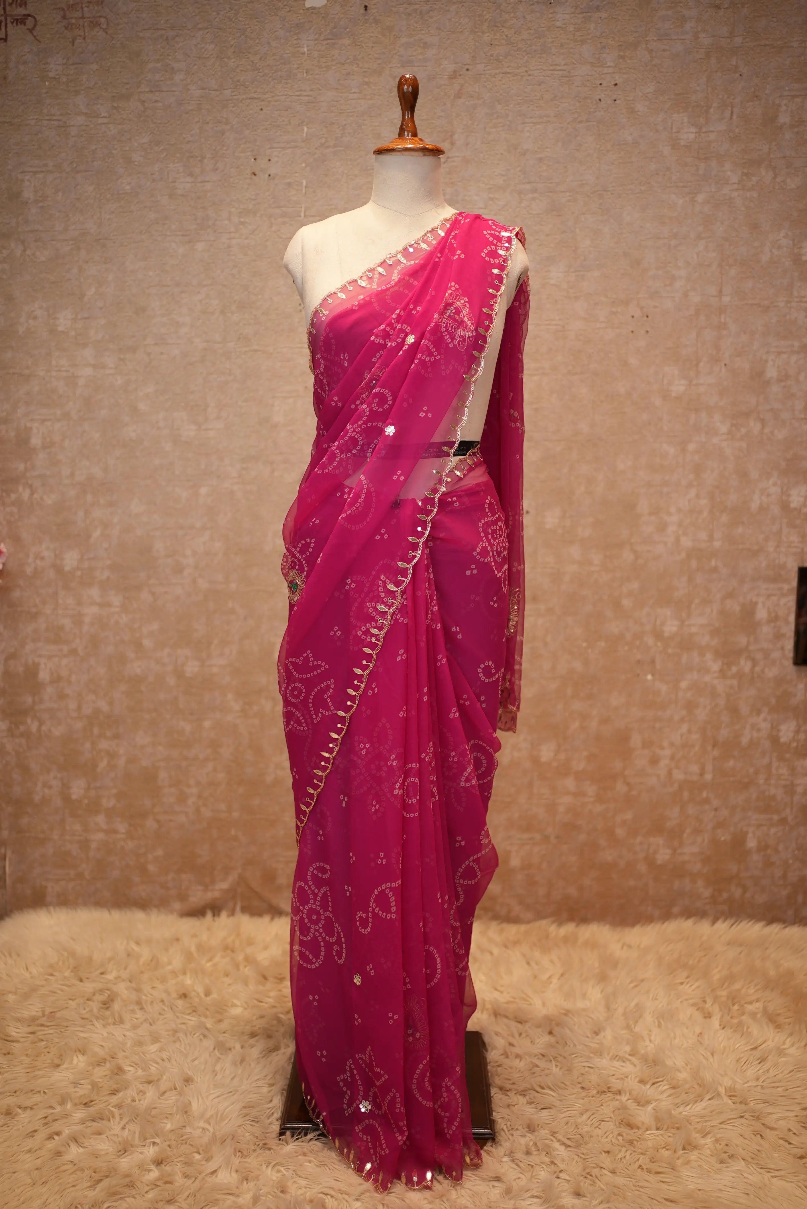 Vintage Buta Work Fancy Bandhani Saree (With Runing Blouse)