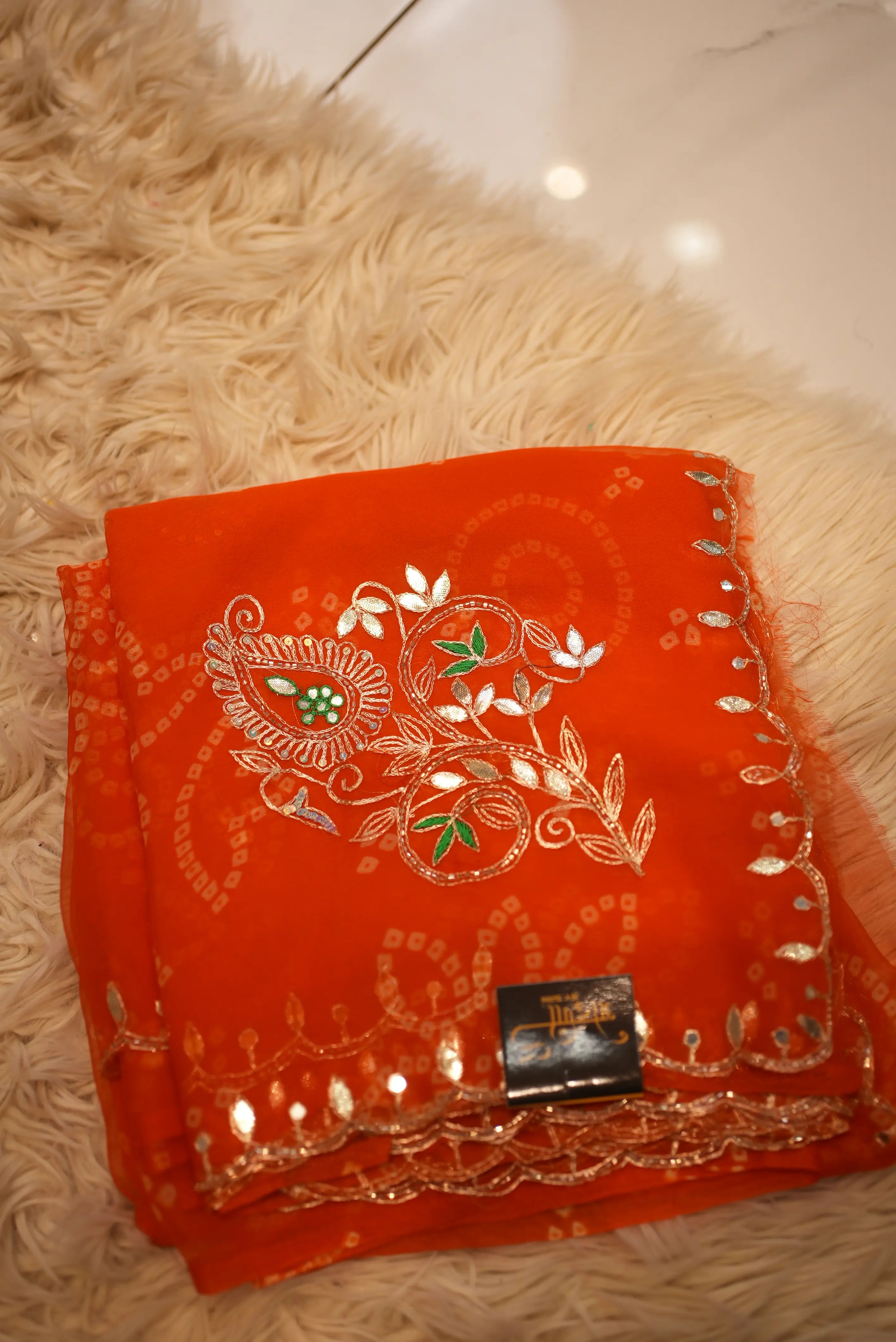 Vintage Buta Work Fancy Bandhani Saree (With Runing Blouse)