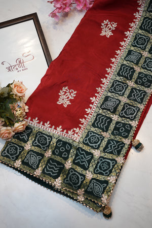 Dola silk saree with gota patti work & bandhani border ##SR0120