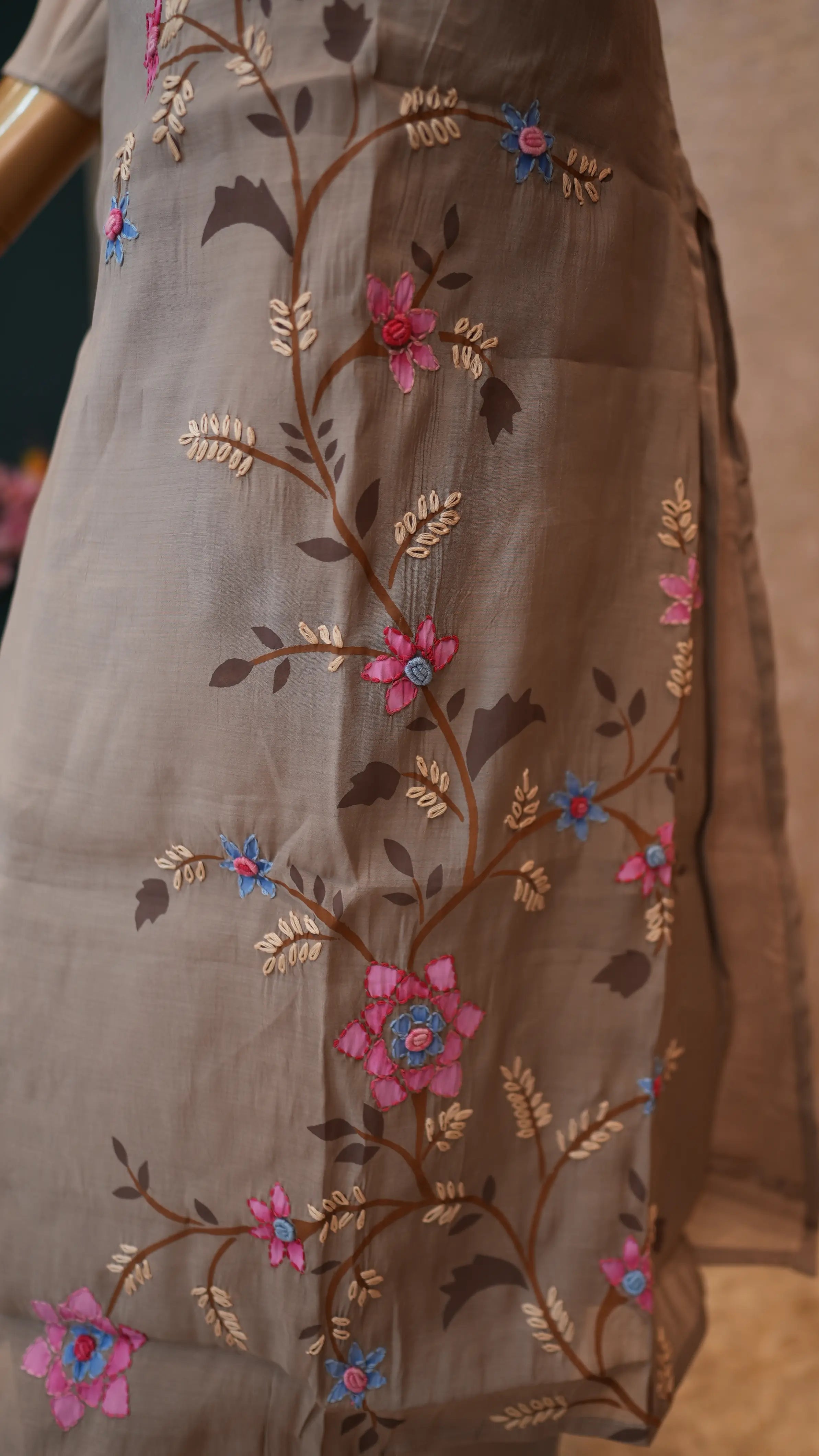 Elegant Grey Floral Embroidered Suit Set with Dupatta