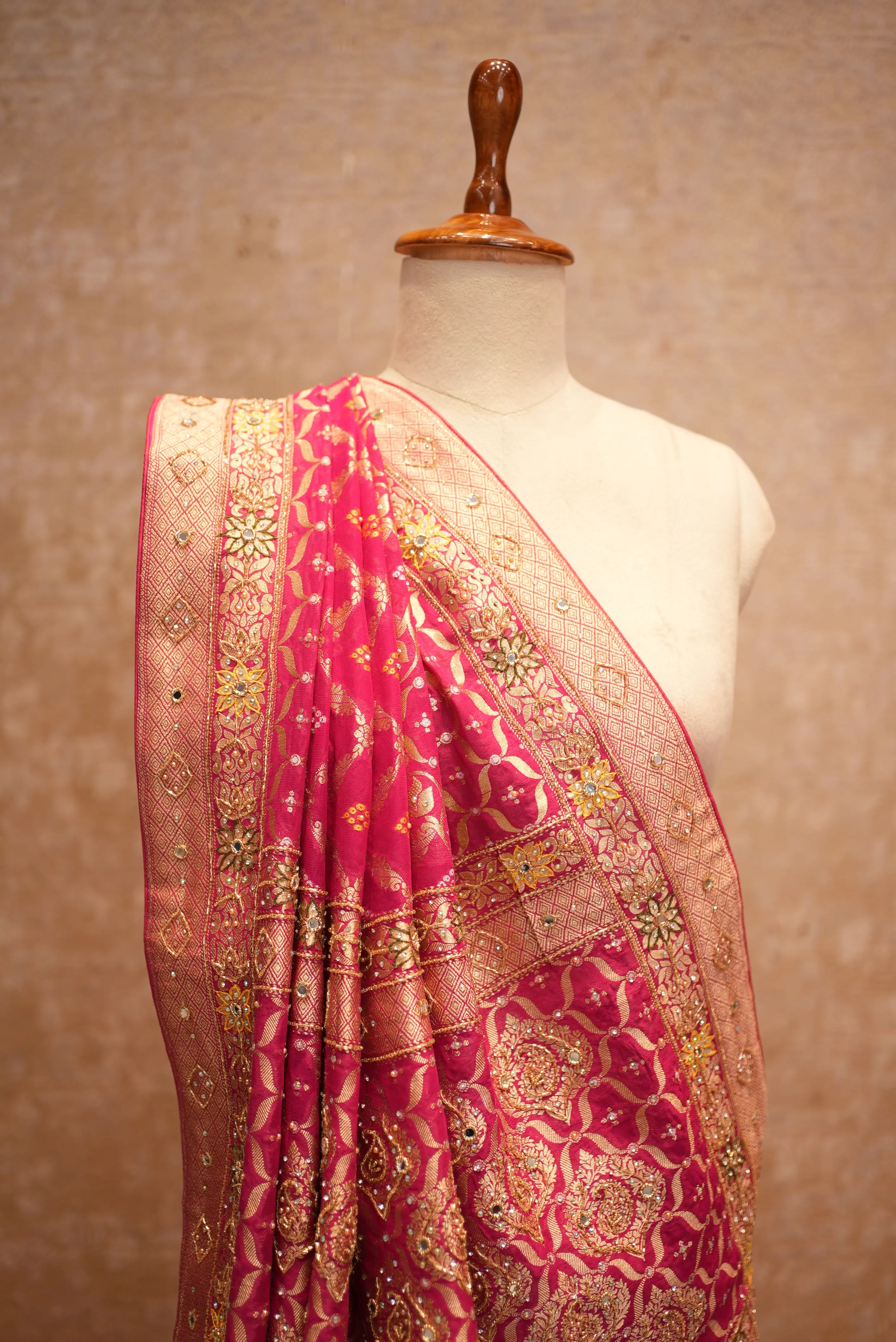Rajasthani Traditional Bandhani Saree in Khadi Georgette Fabric