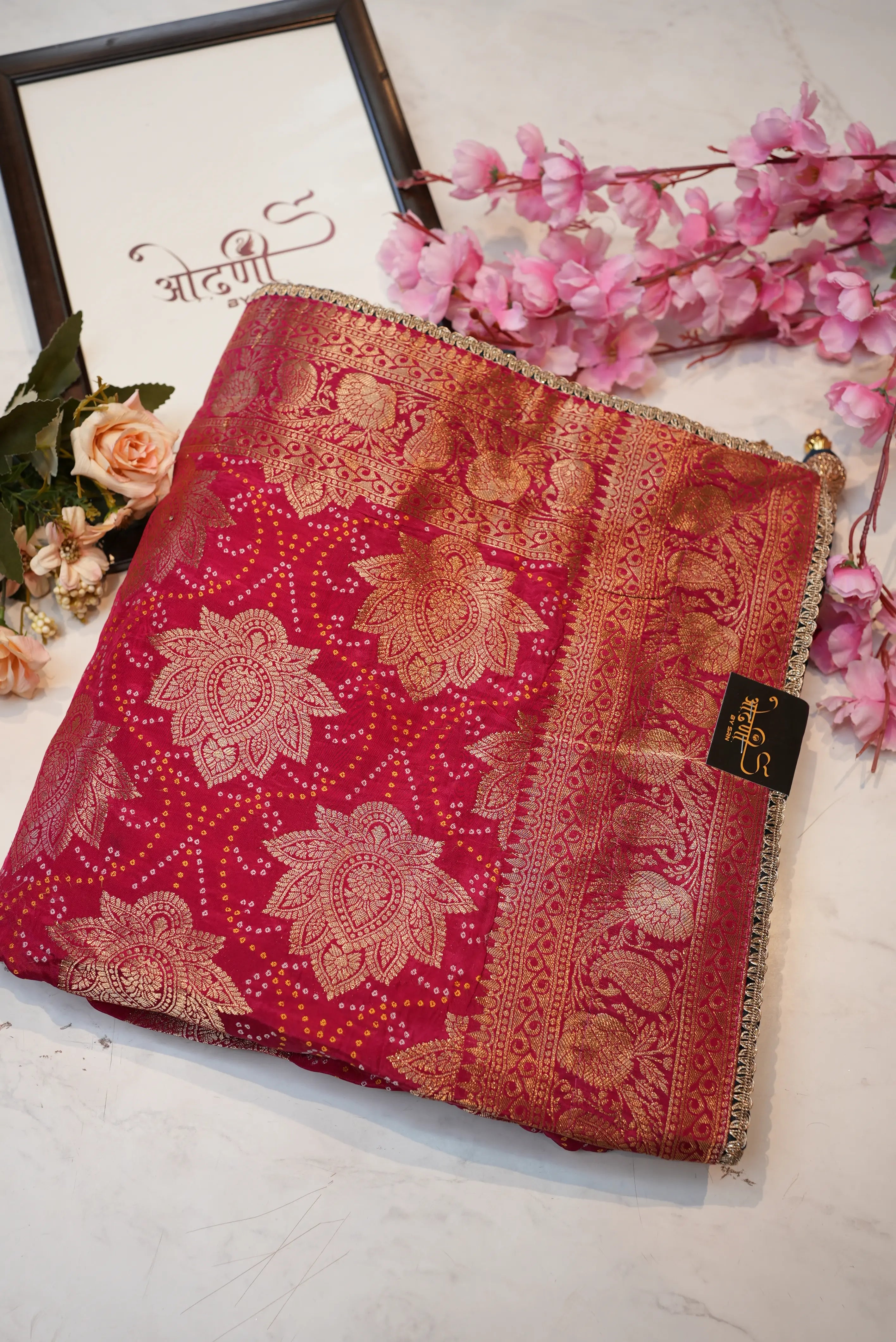 Georgette Neem Zari Saree with Zari Weaving & Bandhani Design