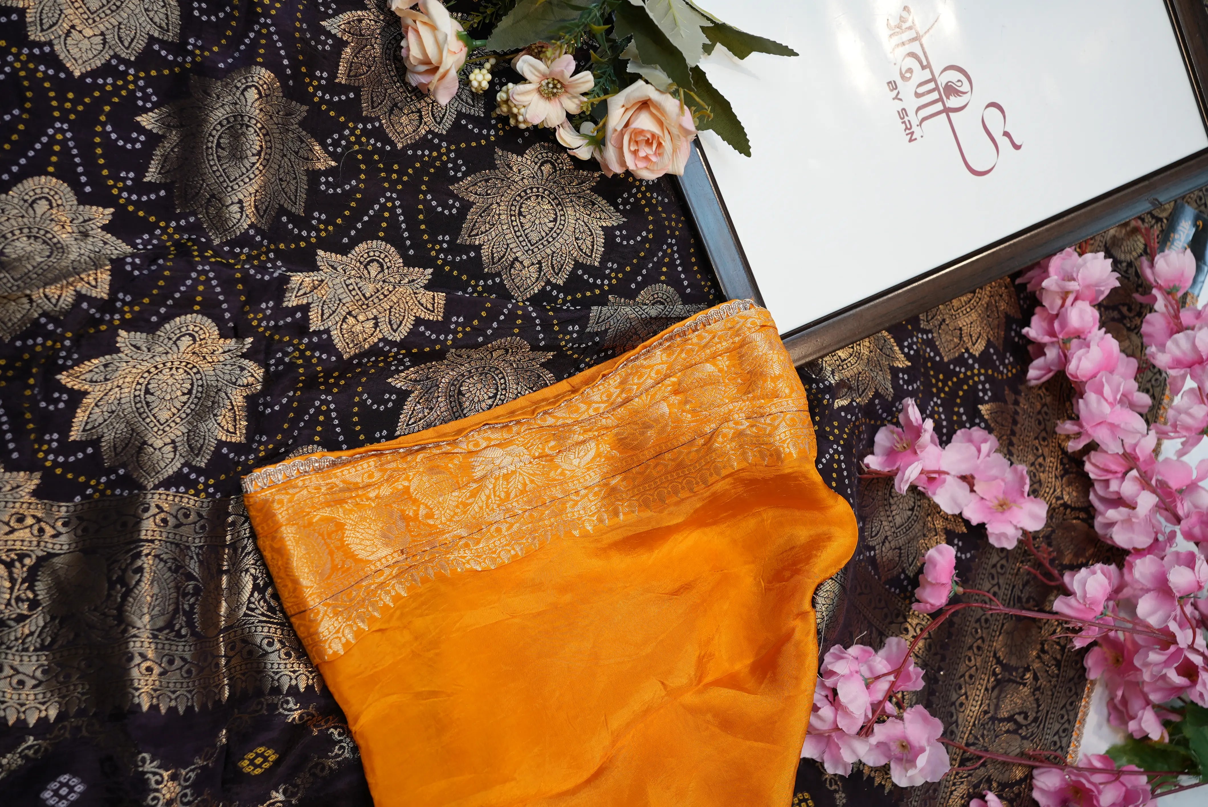 Georgette Neem Zari Saree with Zari Weaving & Bandhani Design