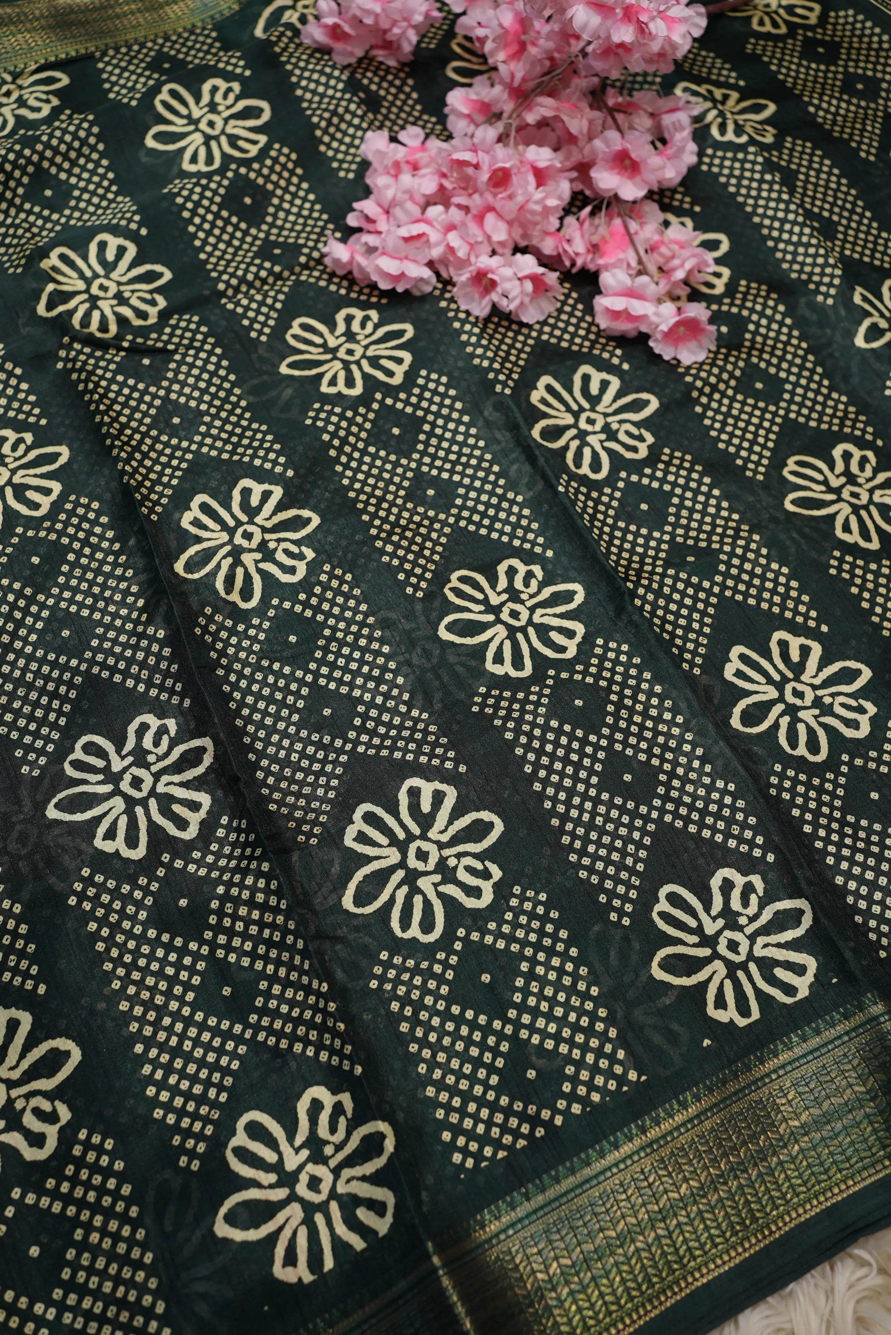 Banarasi Weaving Saree with Digital Bandhani Print