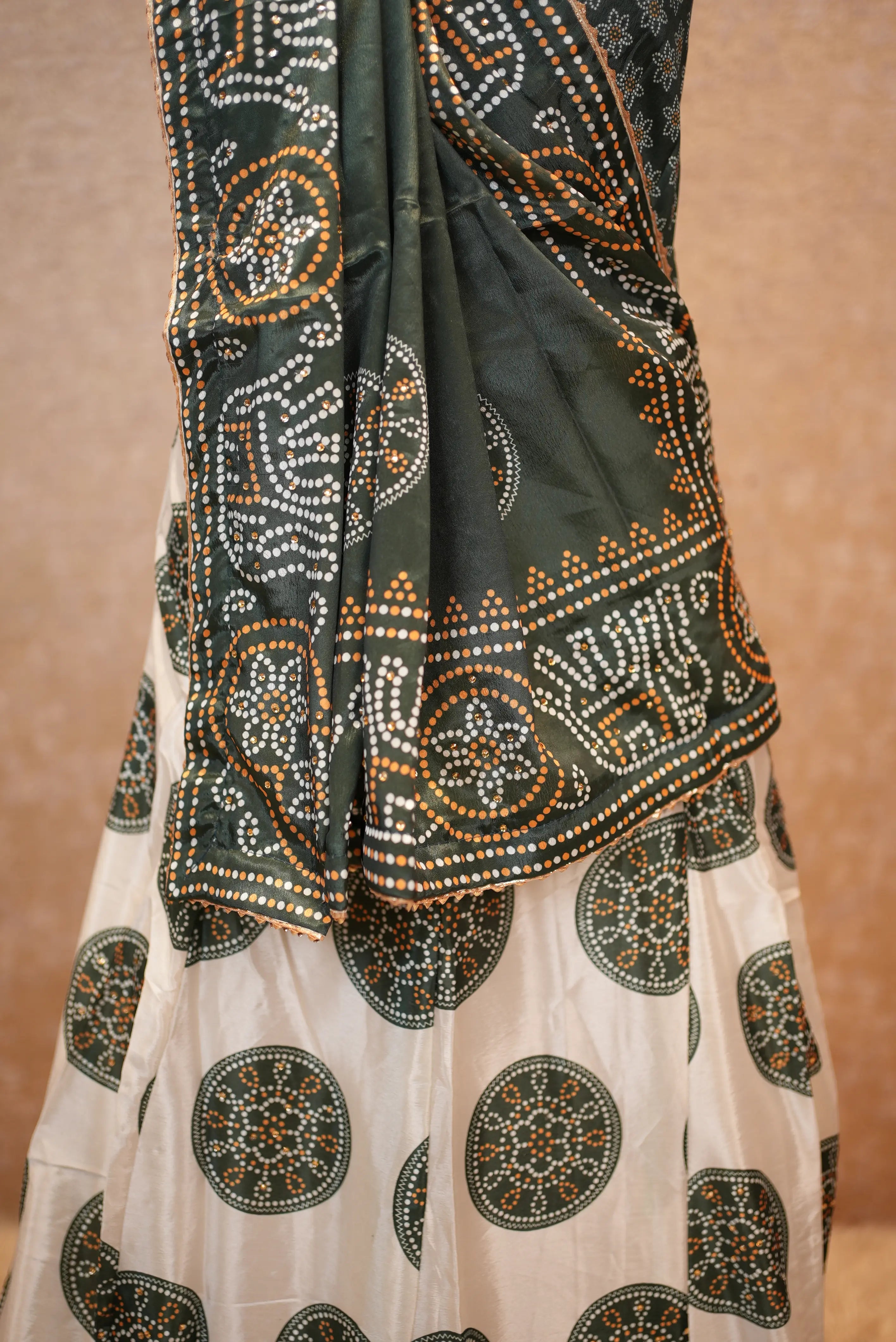 Elegant Bandhani Print Lehenga Set with Dupatta