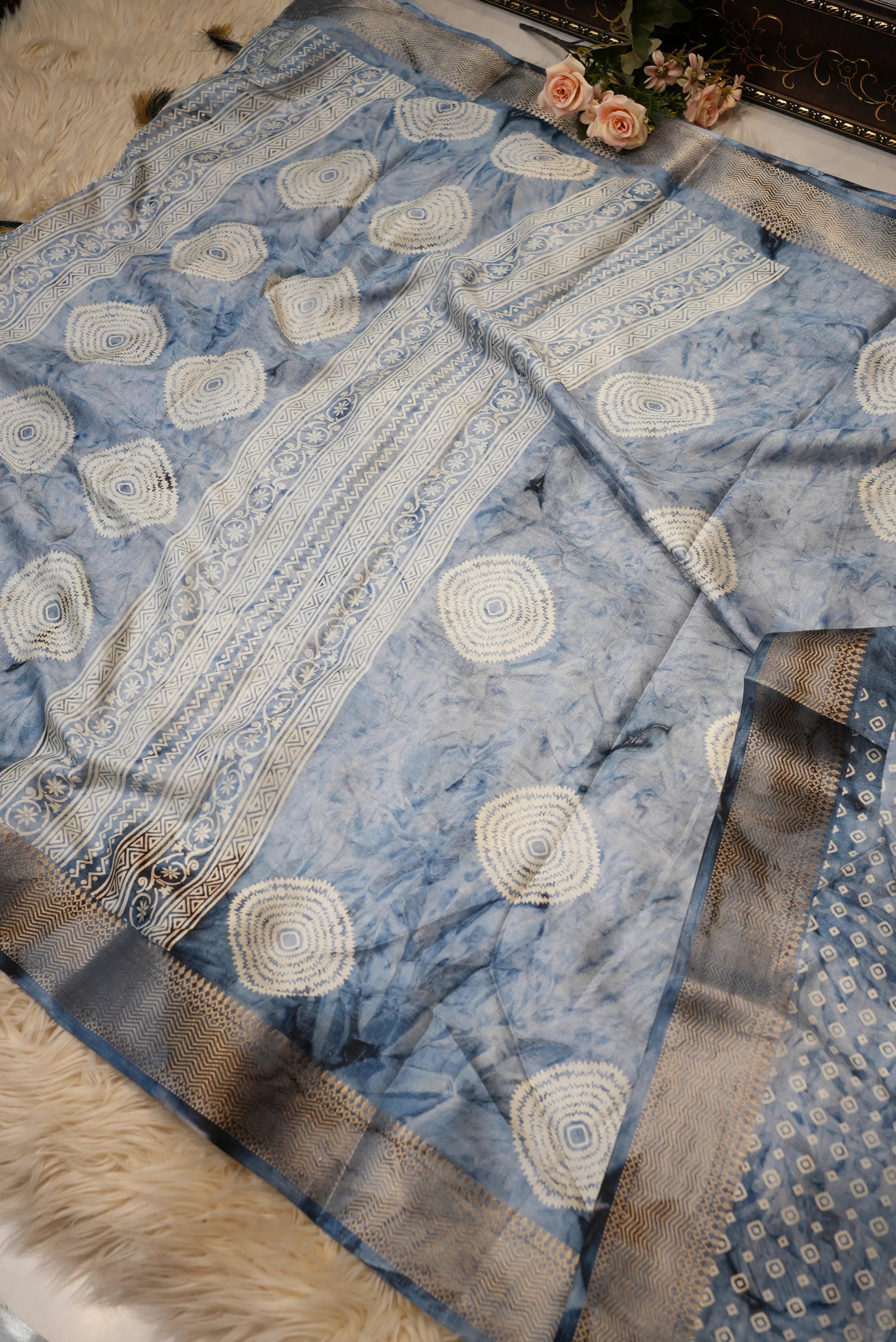 Shibori Print Saree with Laddu Bandhej & Zari Border (With Blouse)
