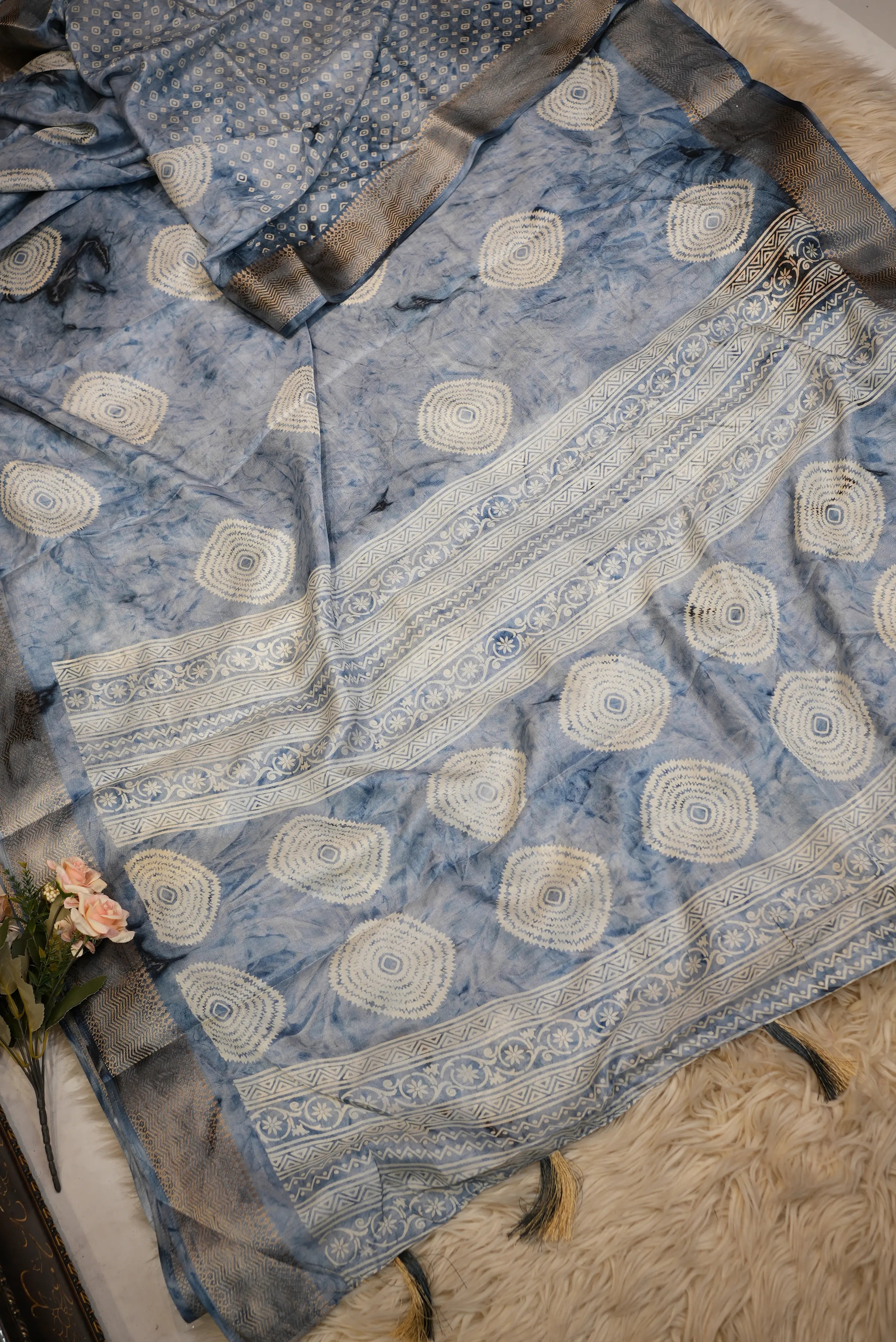 Shibori Print Saree with Laddu Bandhej & Zari Border (With Blouse)