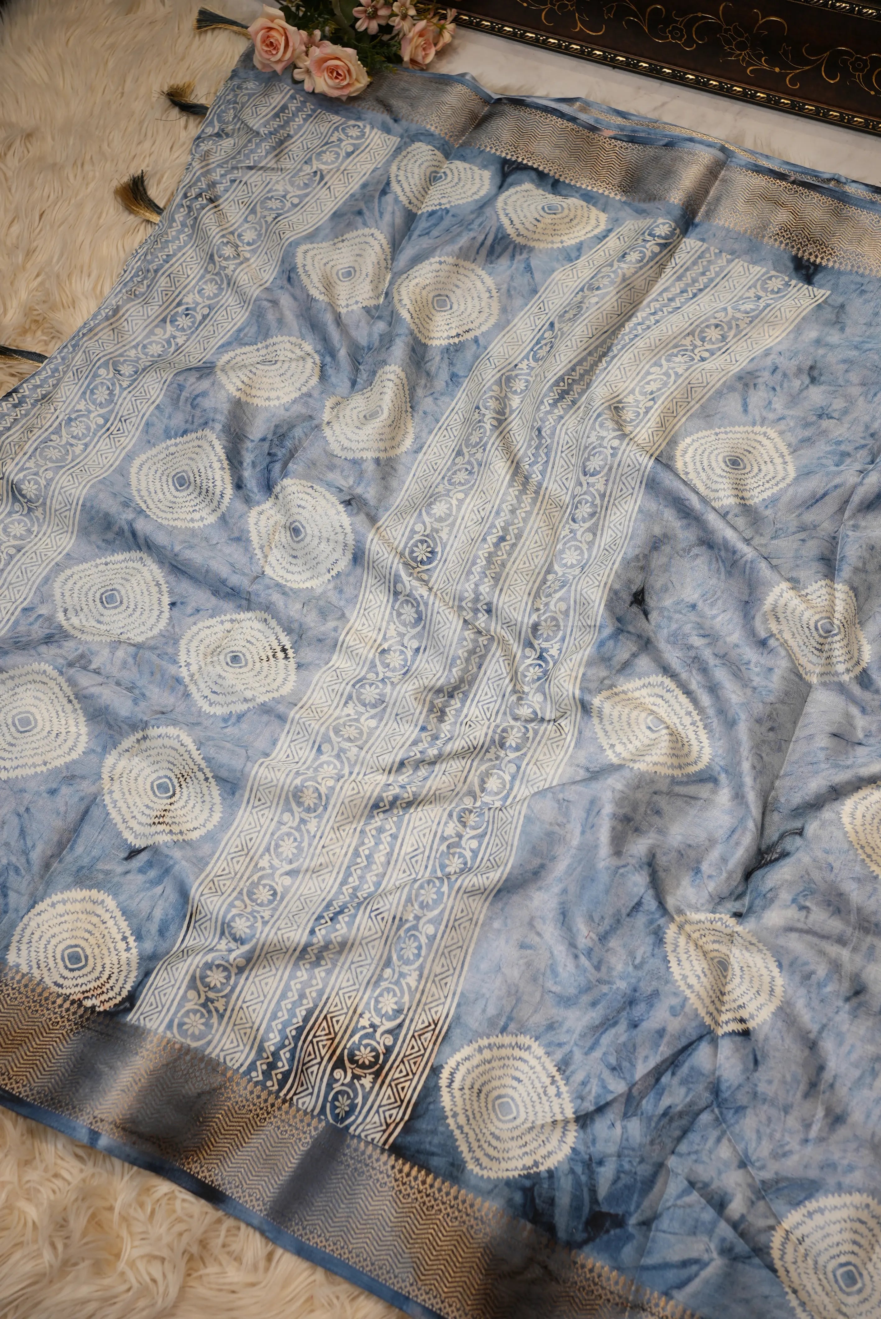 Shibori Print Saree with Laddu Bandhej & Zari Border (With Blouse)