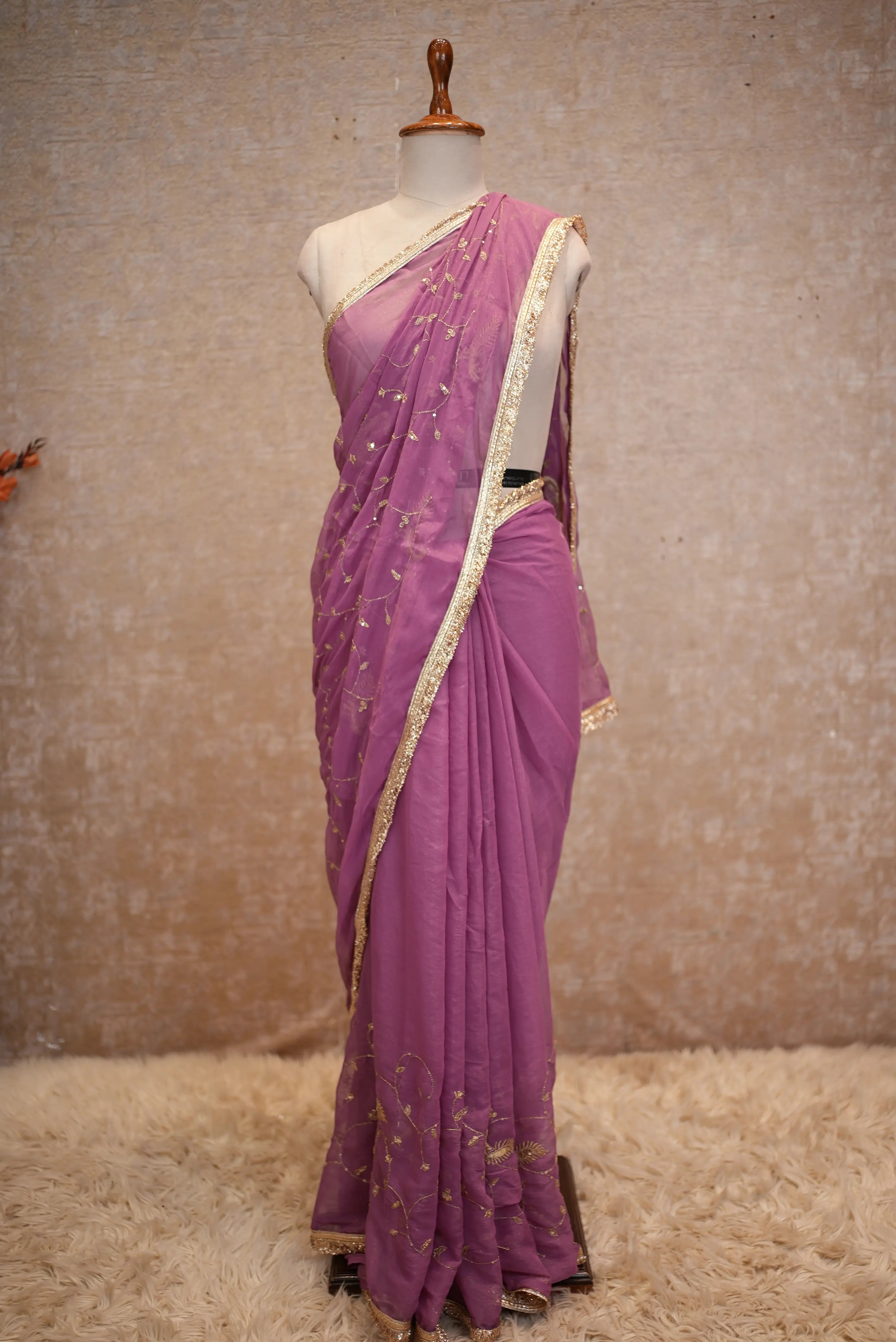 Georgette Fabric Jal Pattern Saree (With Blouse)