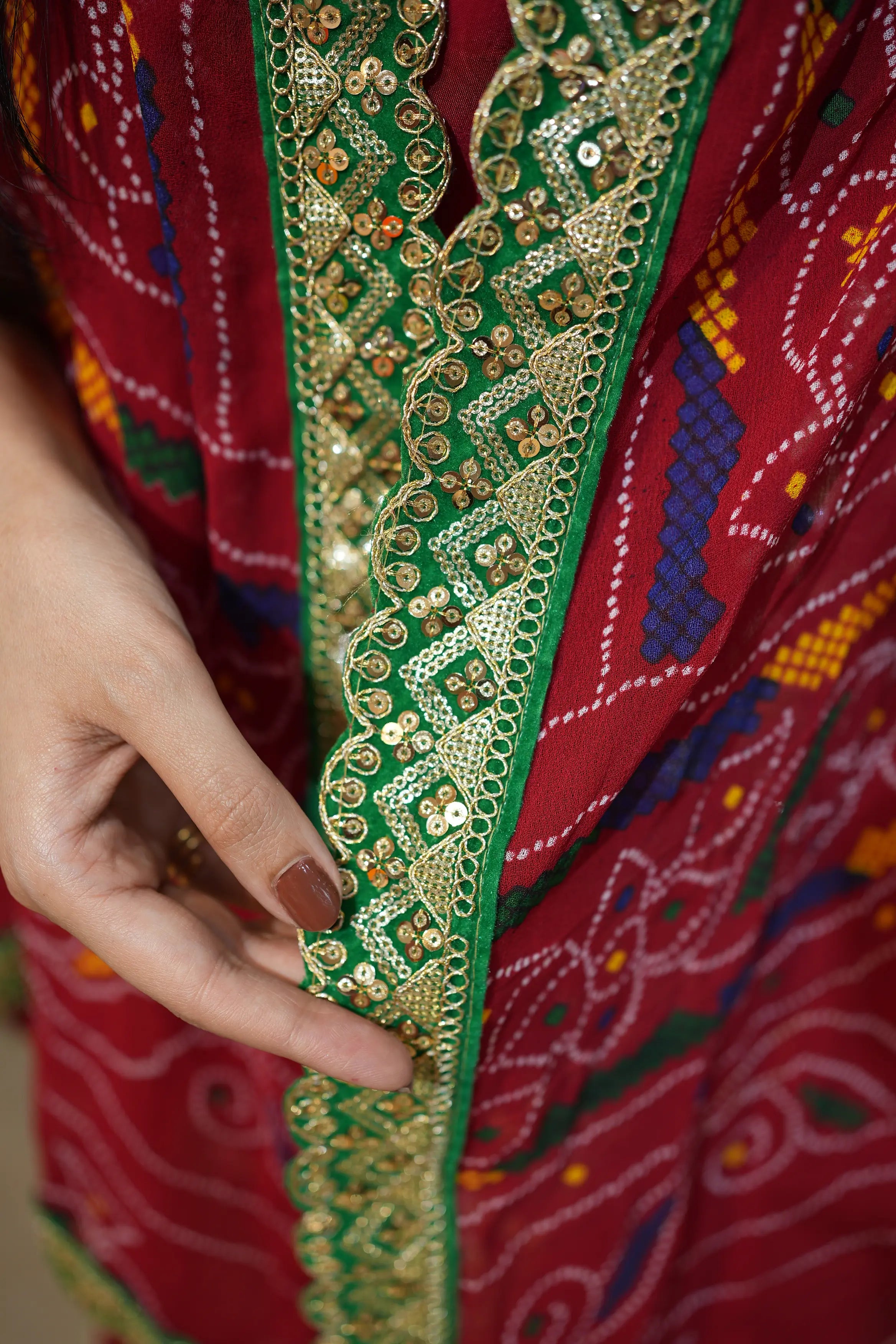 Georgette Fabric Bandhani Design Sarg with Chunri Print