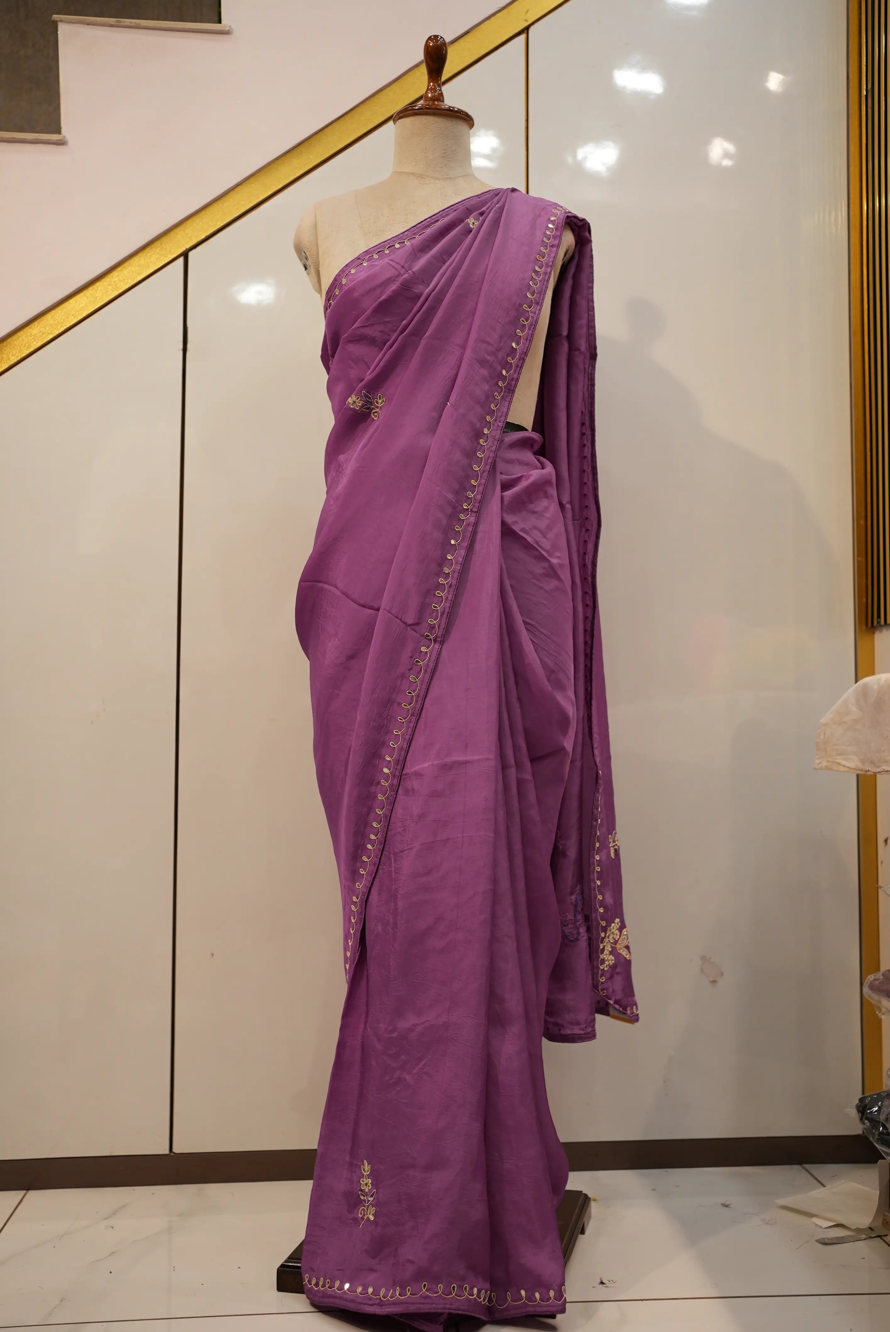 Russian Silk Saree with Kolkata Handwork (6.15MTR APROX)