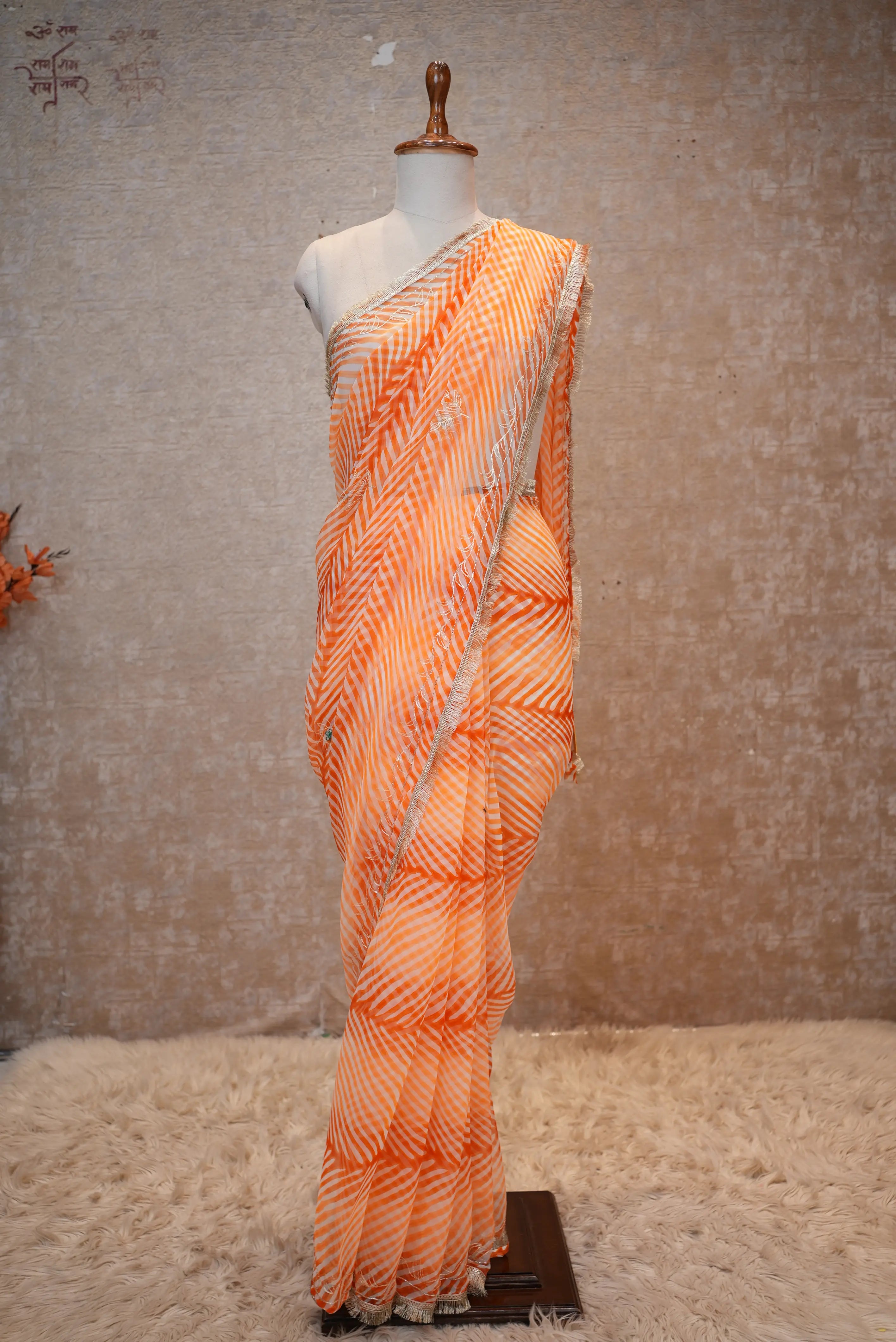 Lahriya Saree With Vintage Work And Buti Pattern (With Blouse)