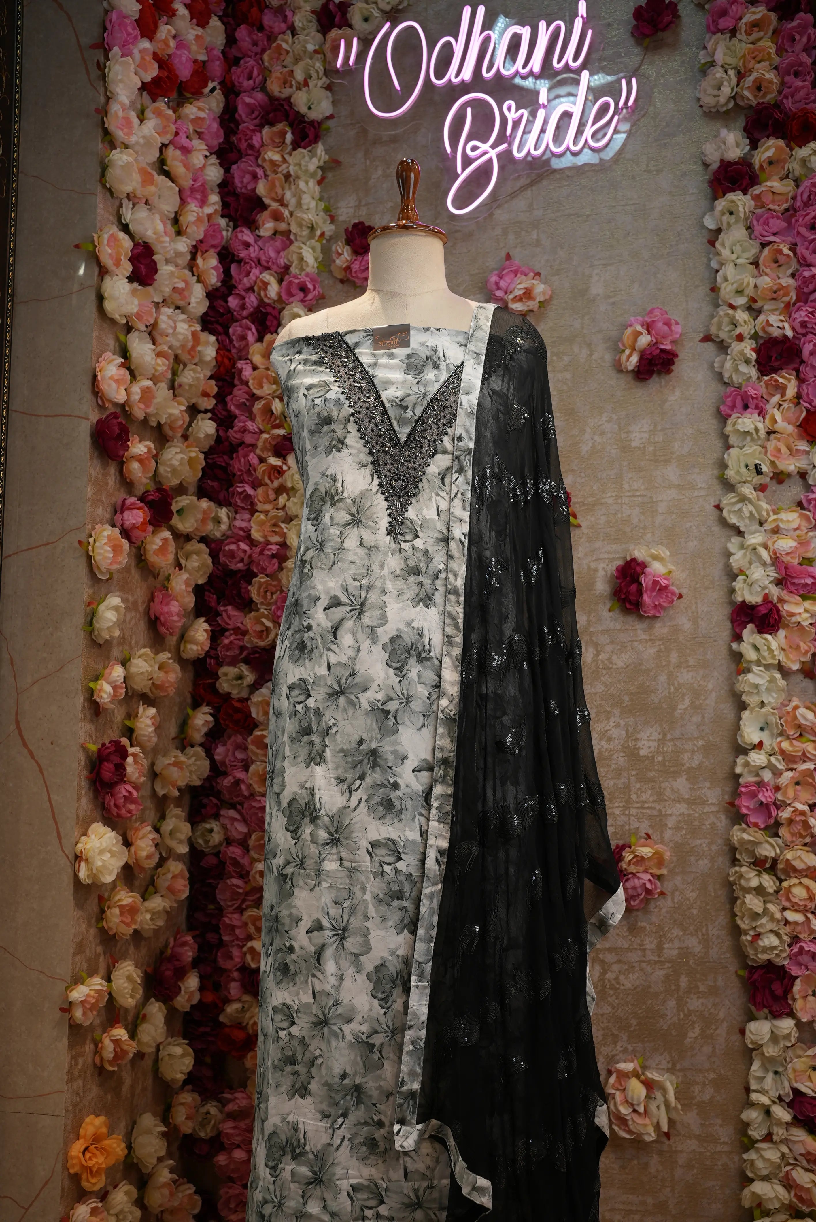 PURE MASLIN FABRIC SUIT WITH CUTDANA WORK (UNSTITCHED)