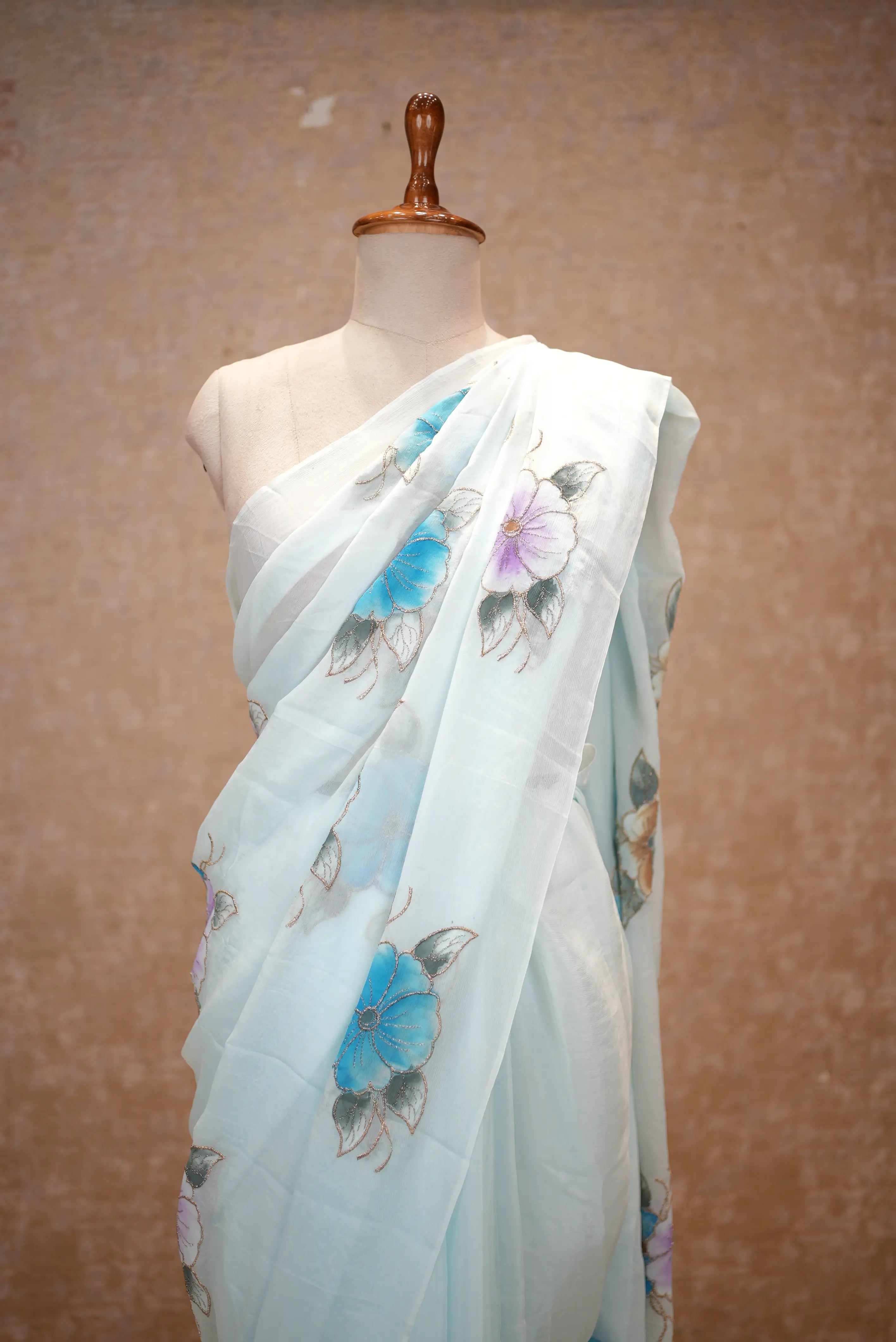 Pure Organza Fabric Digital Flower Print Saree (With Blouse)