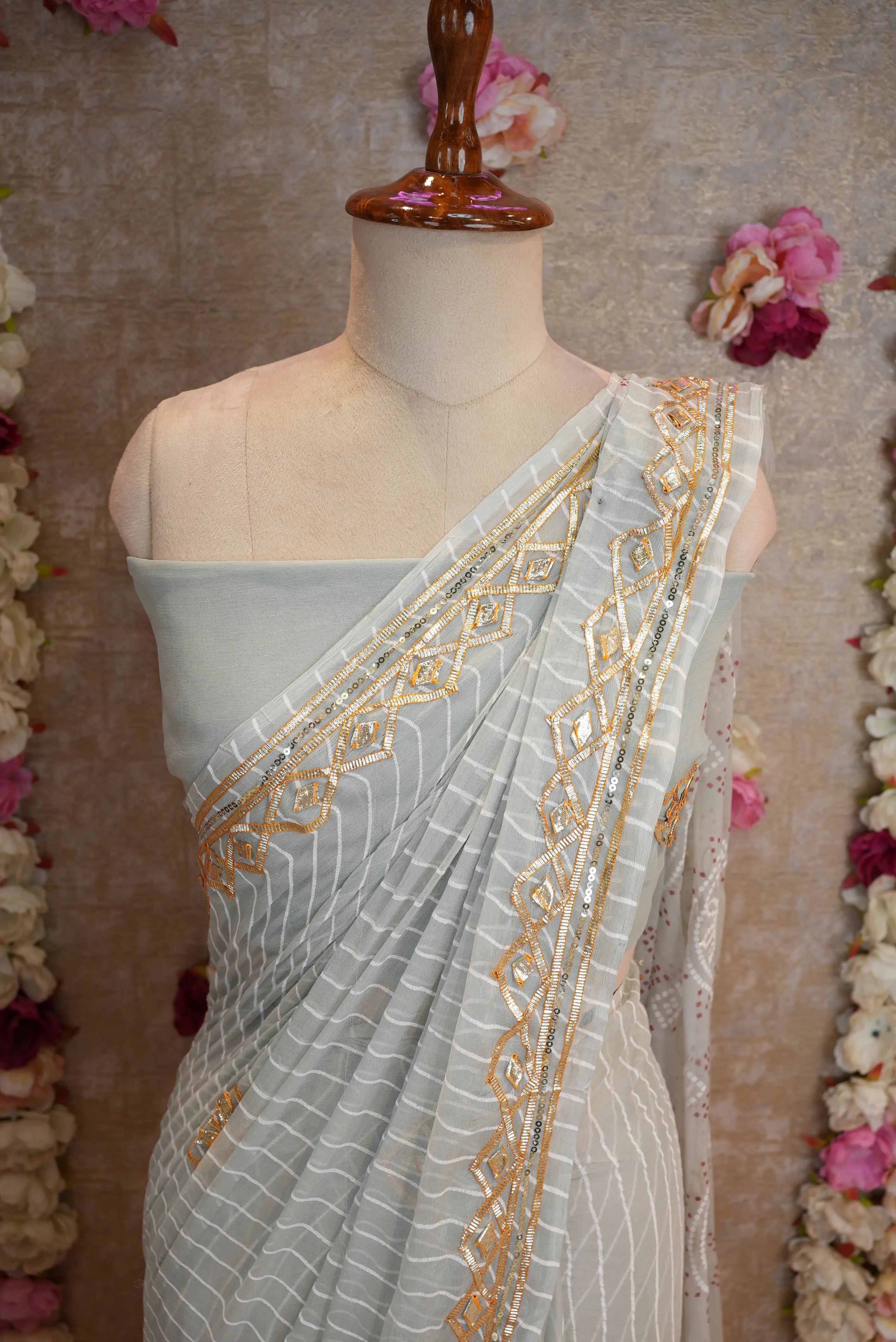 Chiffon Leheriya Saree with Charkhi Gota & Bandhani Pallu  (With Blouse)