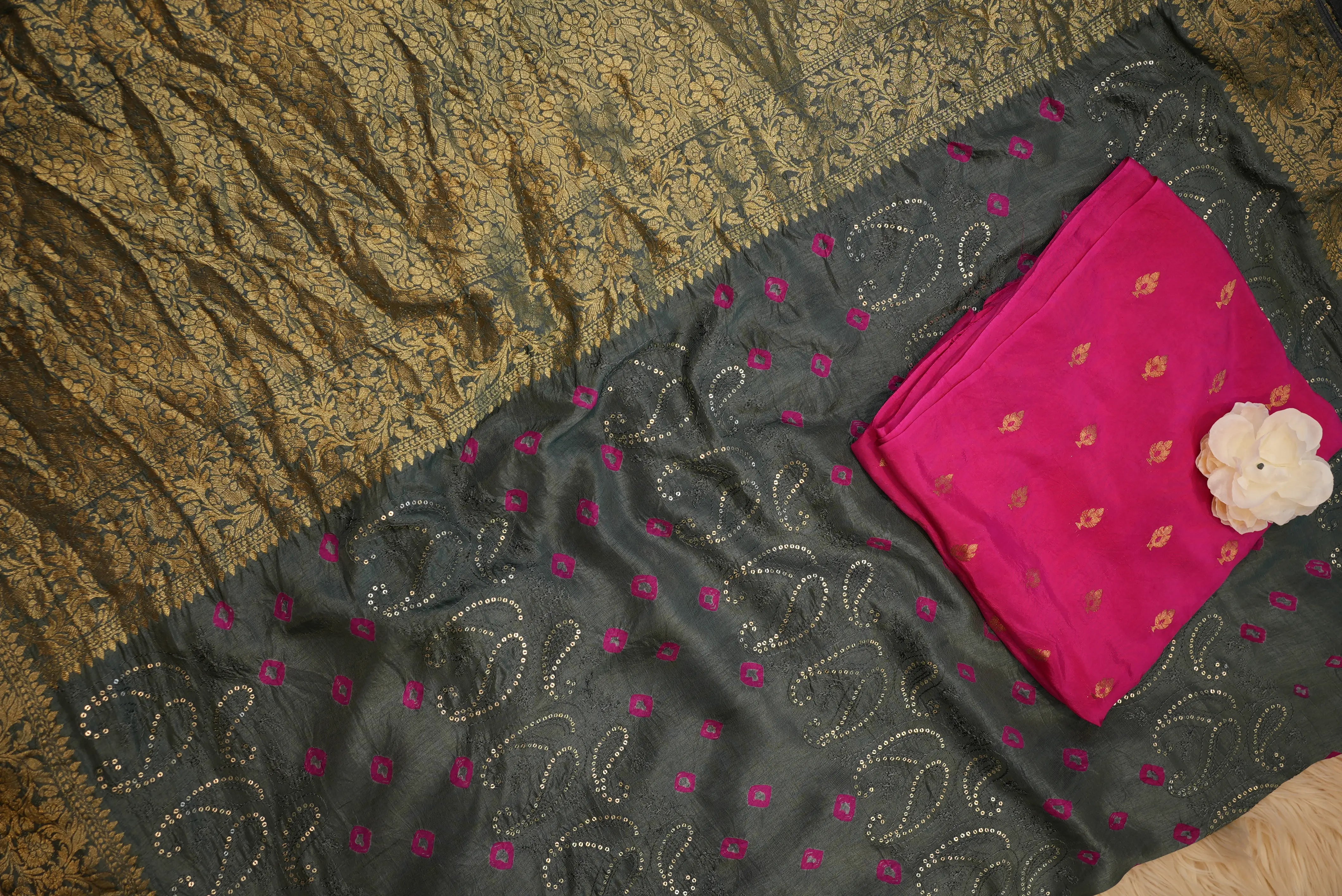 Designer Bandhani Saree with Sequence, Embroidery & Zari Border (With Blouse)
