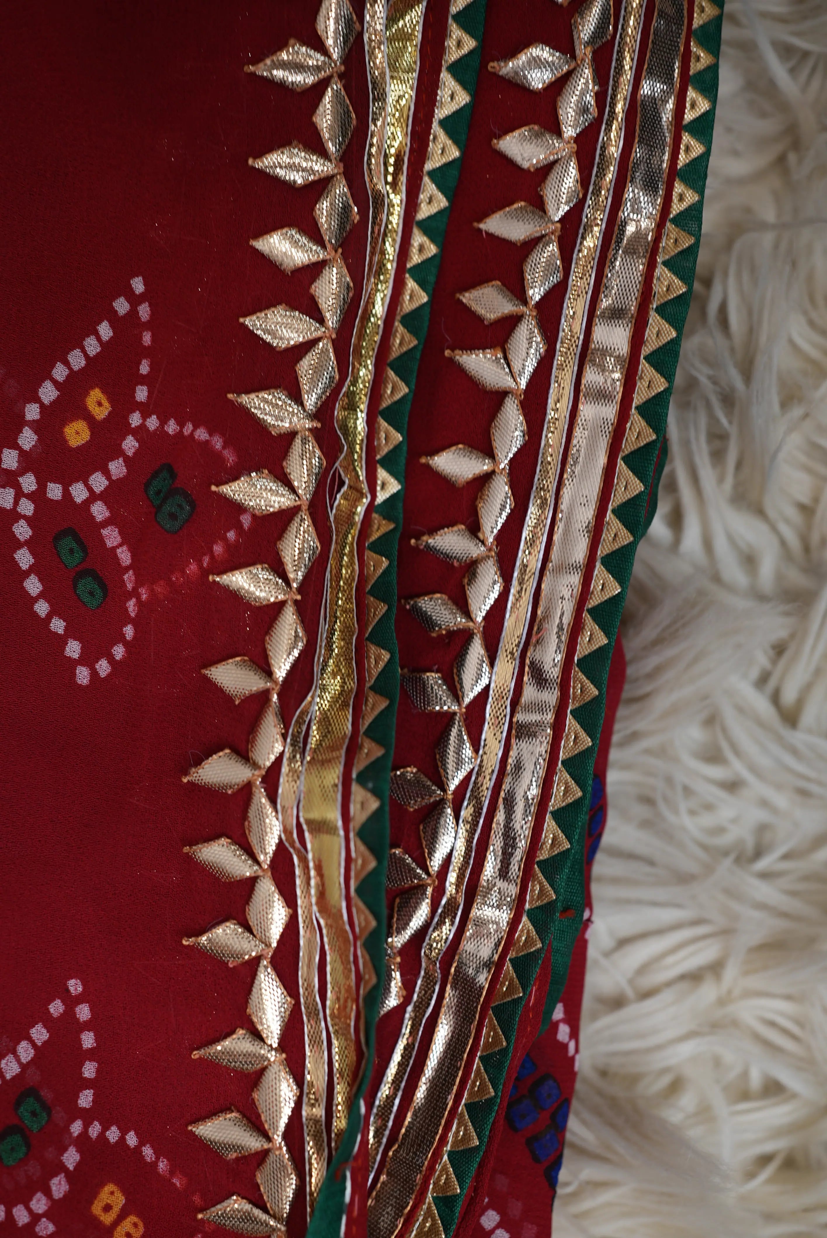 Traditional Chunri With Kacchi Gota Patti Handwork (Double Paat)
