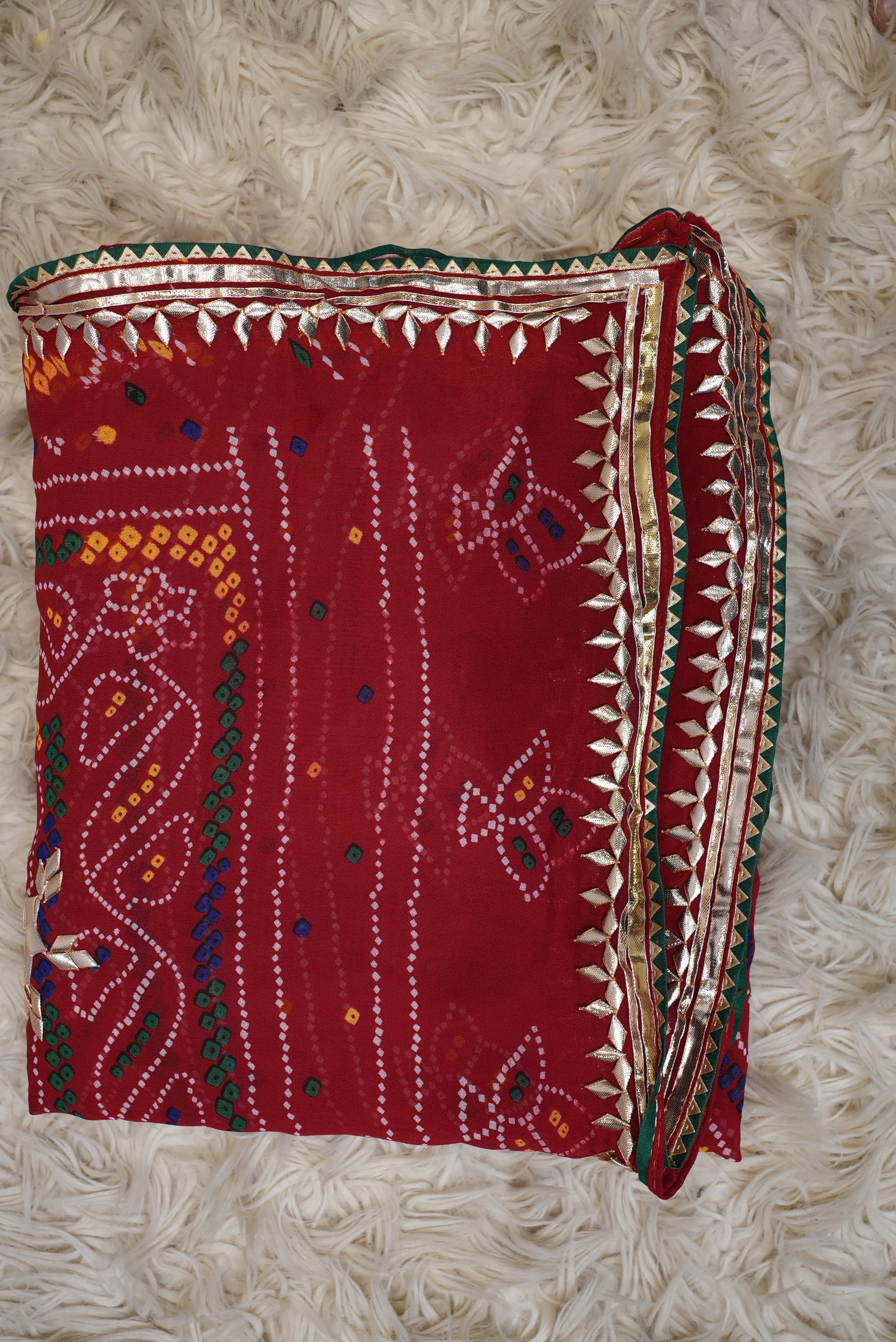 Traditional Chunri With Kacchi Gota Patti Handwork (Double Paat)
