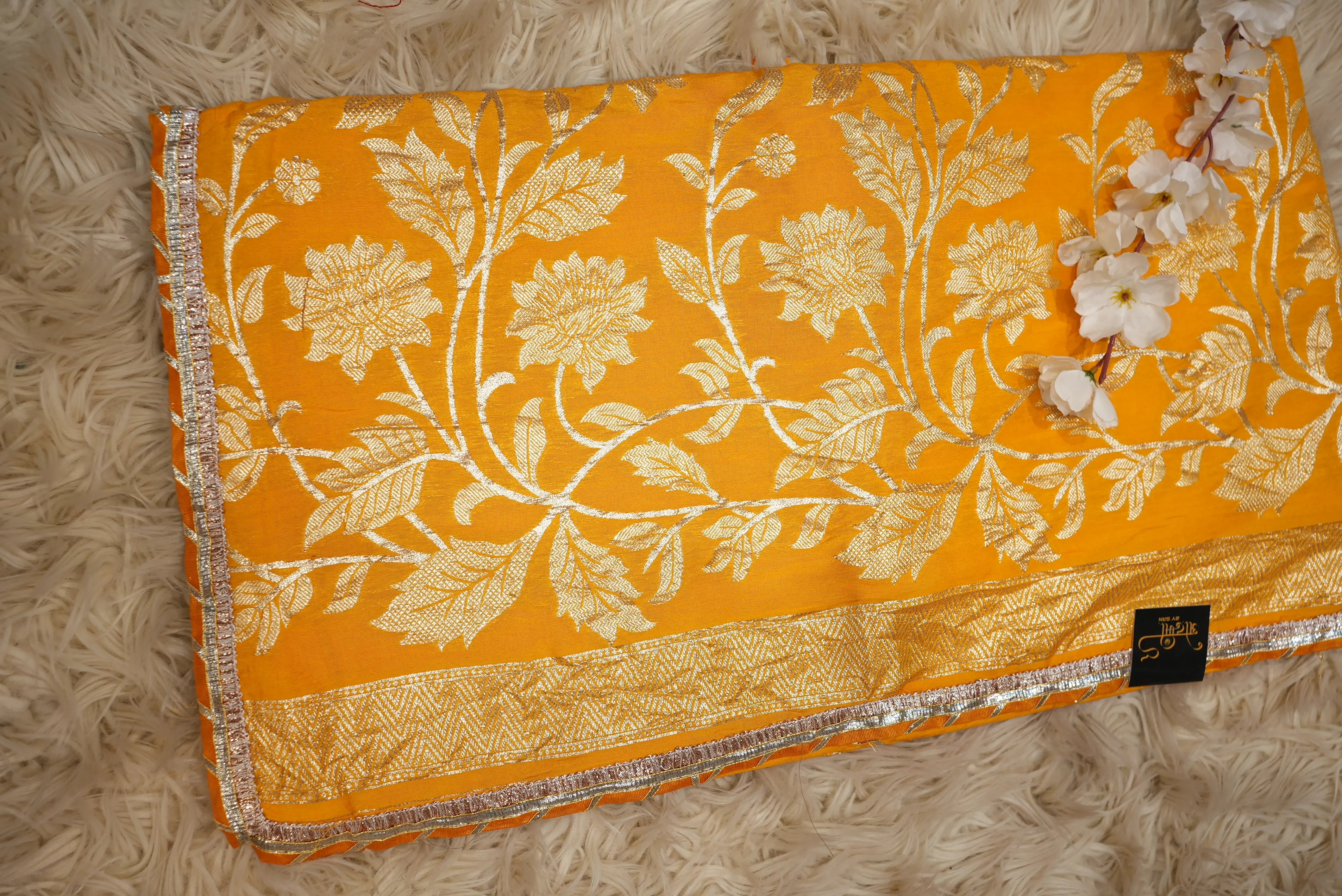 Wedding Season Special Saree with Lace Border (With Blouse)