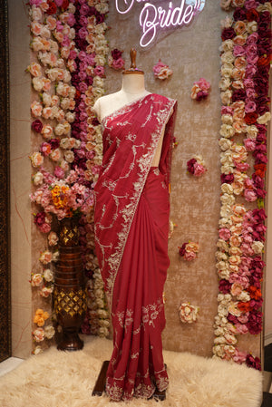 VINTAGE WORK HEAVY LOOKING SAREE WITH RUNING BLOUSE  ##SR499