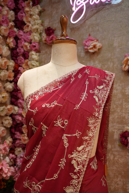 VINTAGE WORK HEAVY LOOKING SAREE WITH RUNING BLOUSE  ##SR499