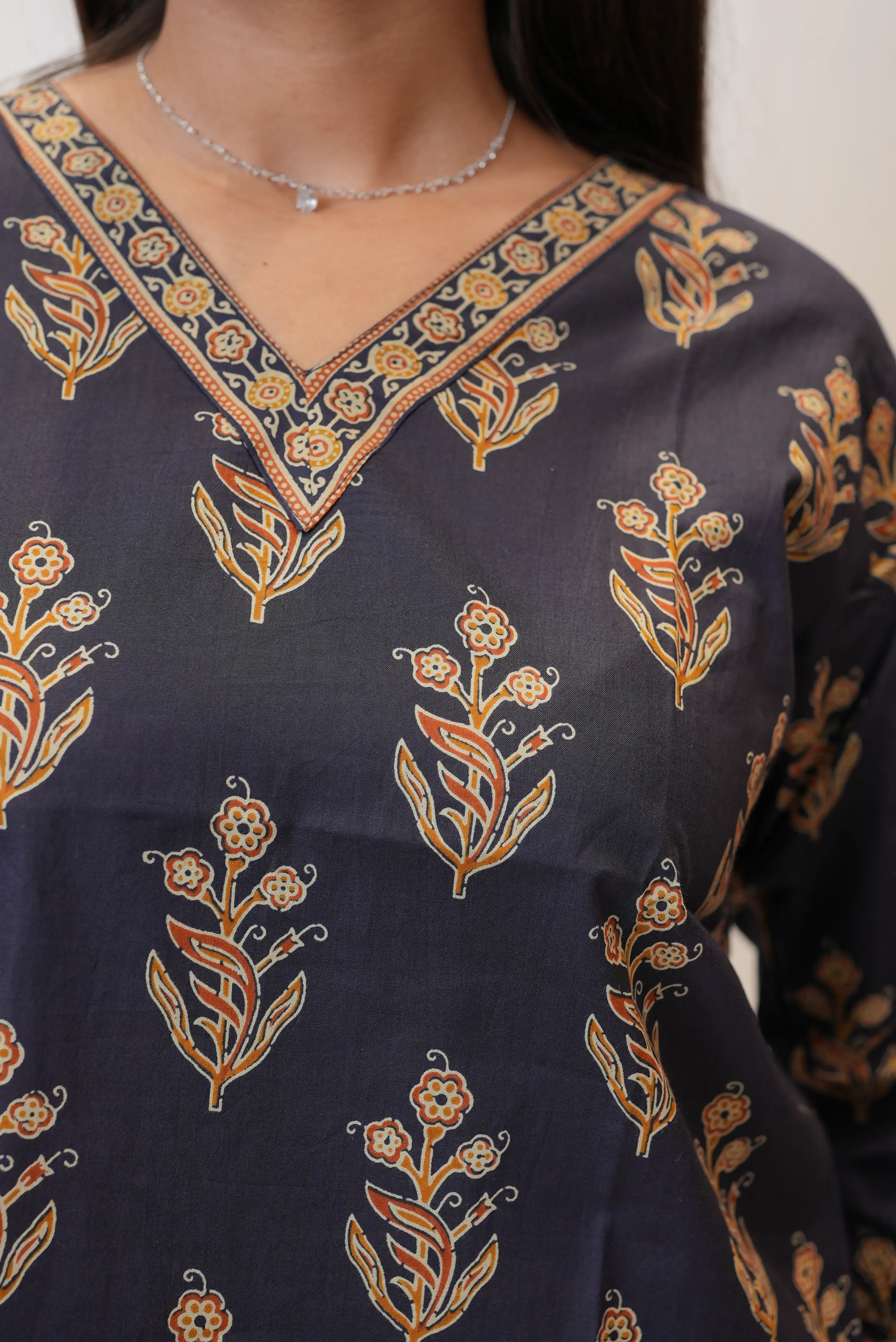 Elegant Floral Print V-Neck Cotton Kurti for Women | Everyday Ethnic Wear
