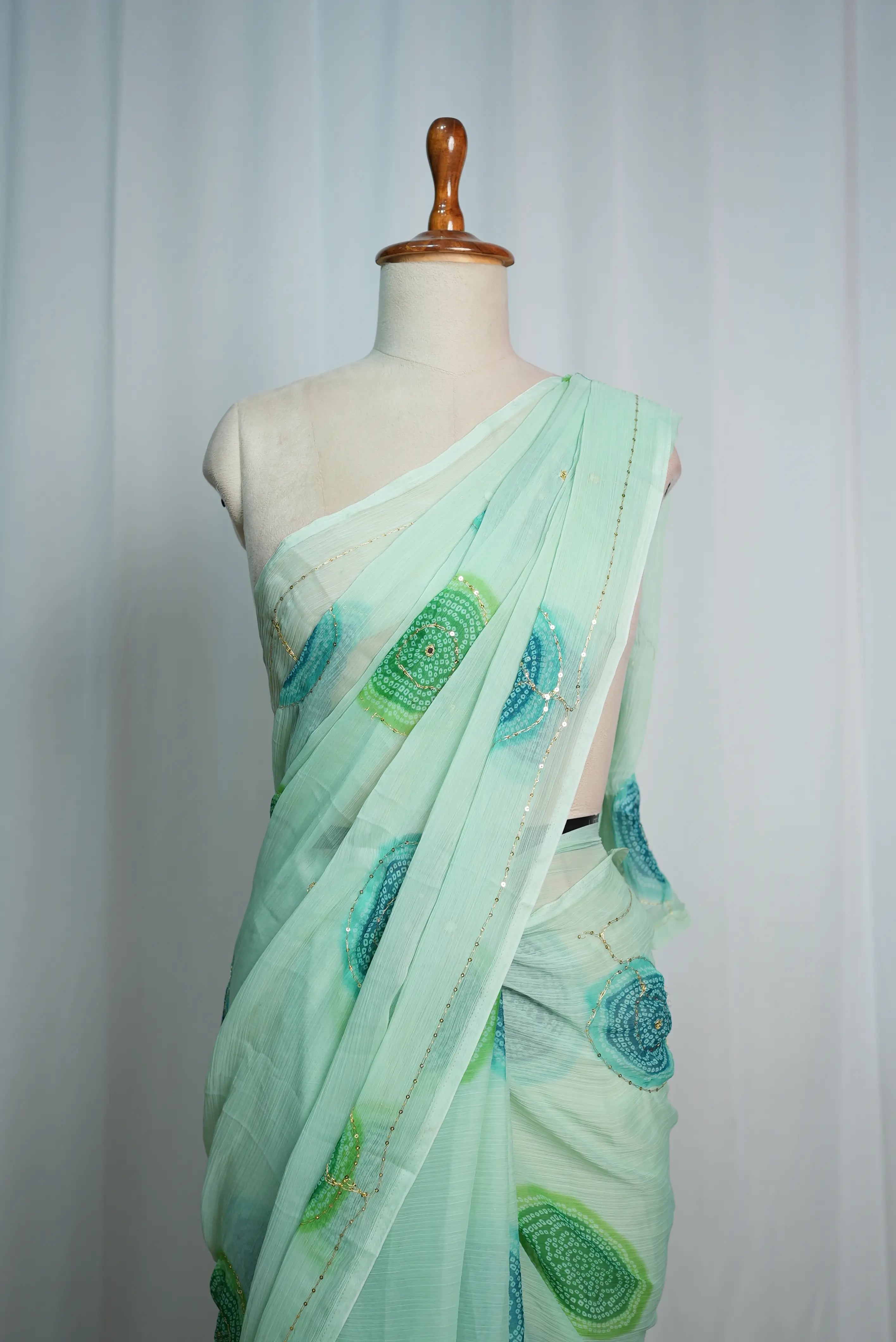 Darbari Saree With Bandhani Print on Chiffon Fabric (Without Blouse)