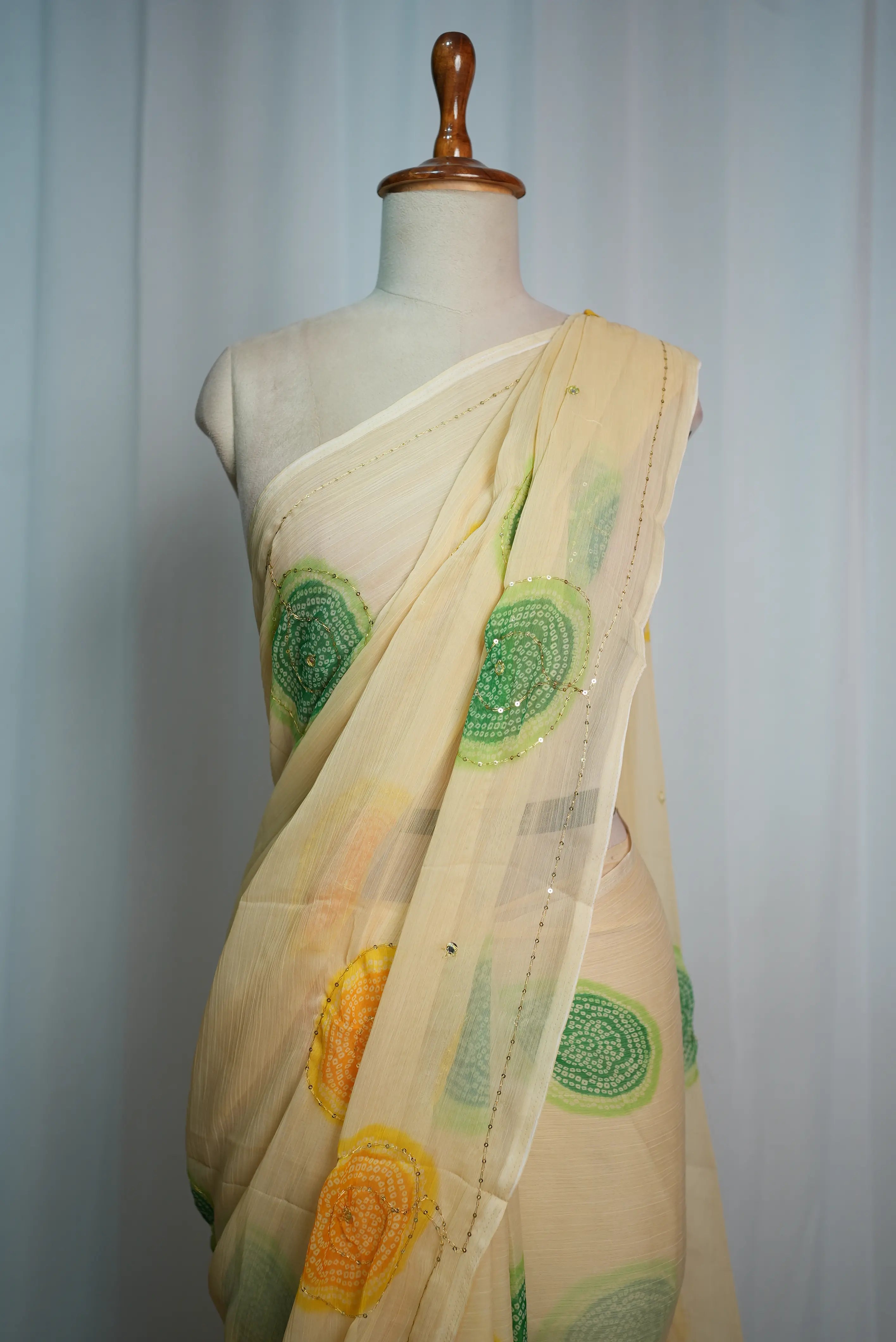 Darbari Saree With Bandhani Print on Chiffon Fabric (Without Blouse)