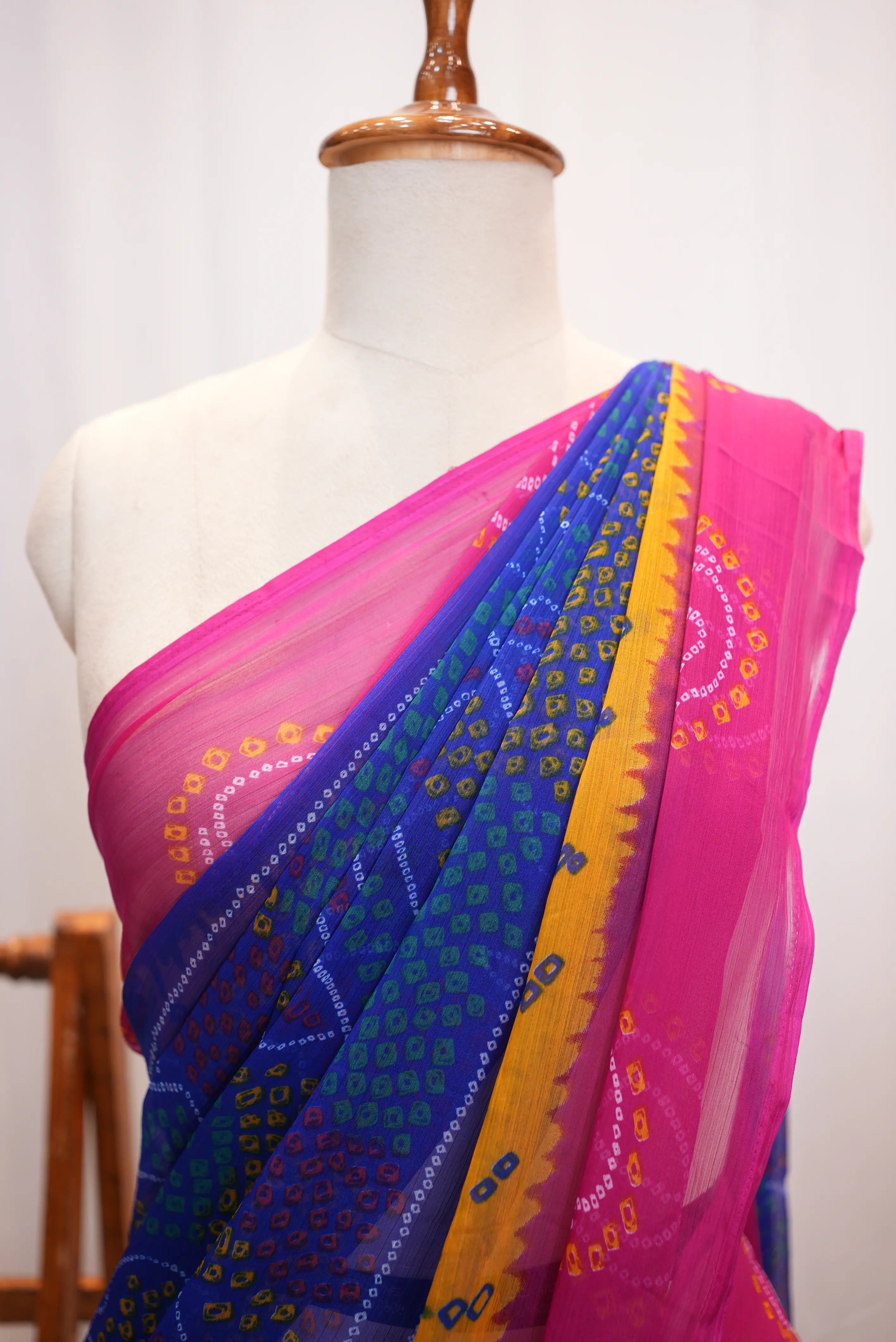 Royal Chiffon Multishade Shekhawati Bandhani Saree (Without Blouse)