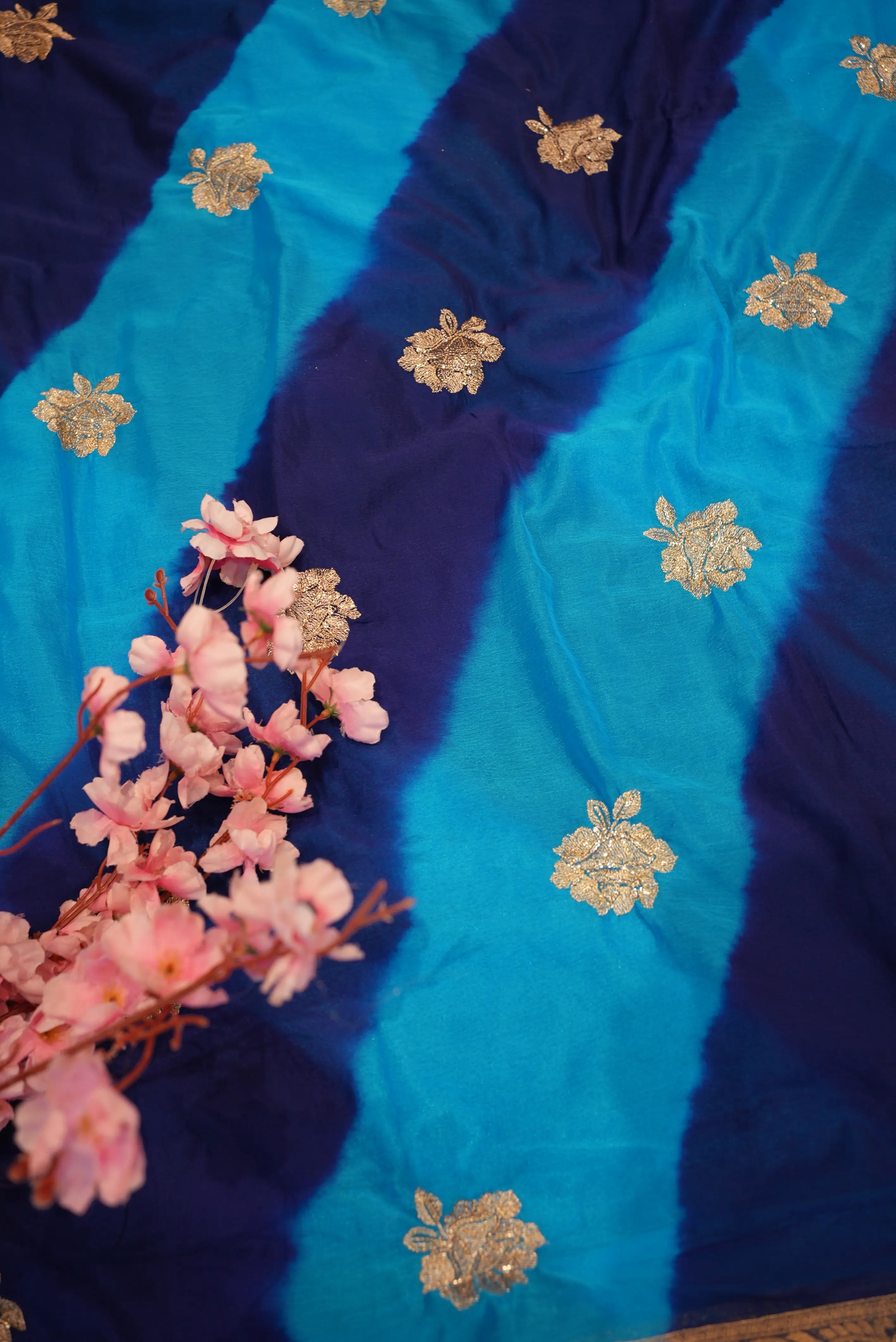 Royal Chinon Leheriya Saree in Two Designs (With Blouse)
