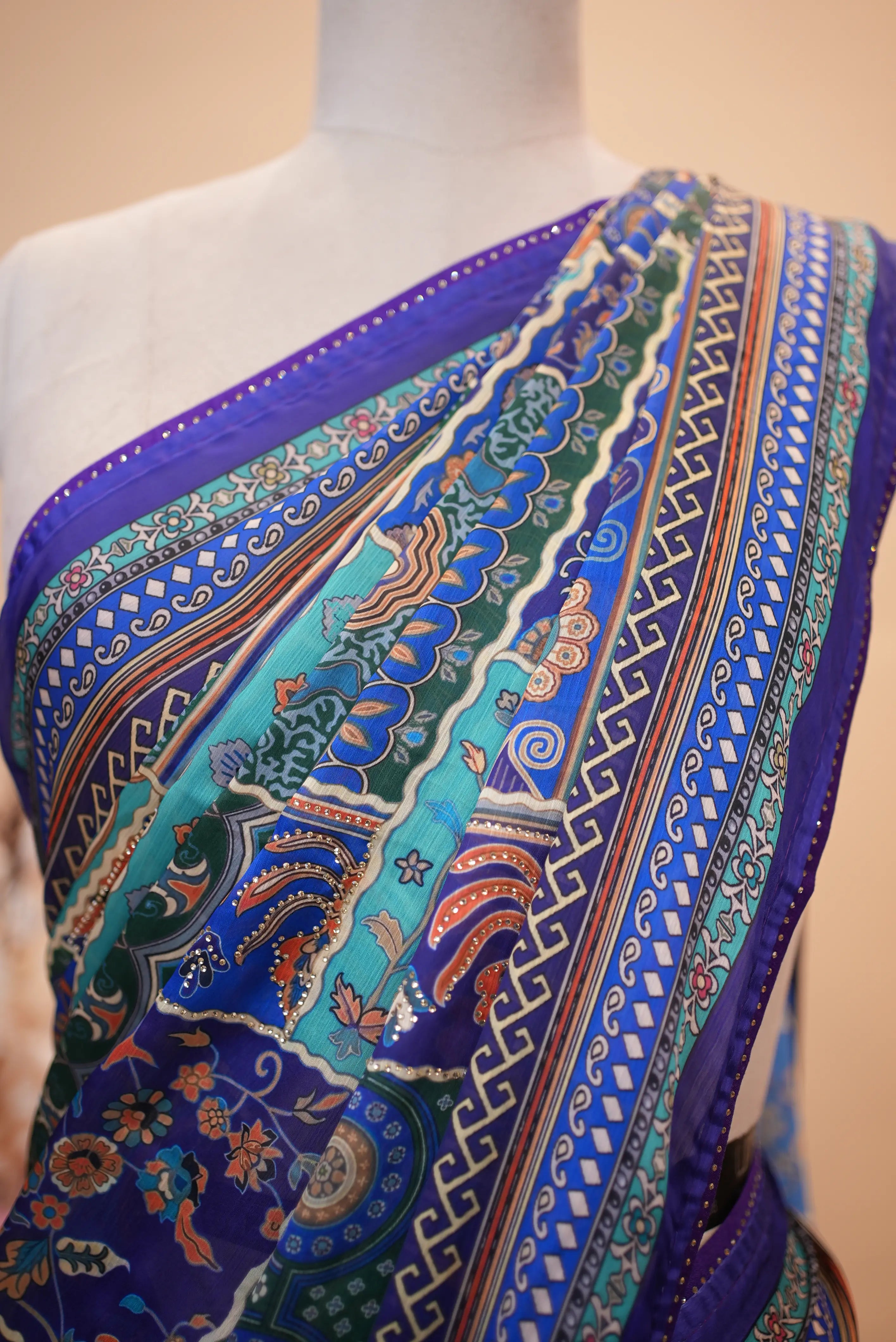 Kalamkari Print Saree With Swarovski Work & Falling Pattern (With Blouse)