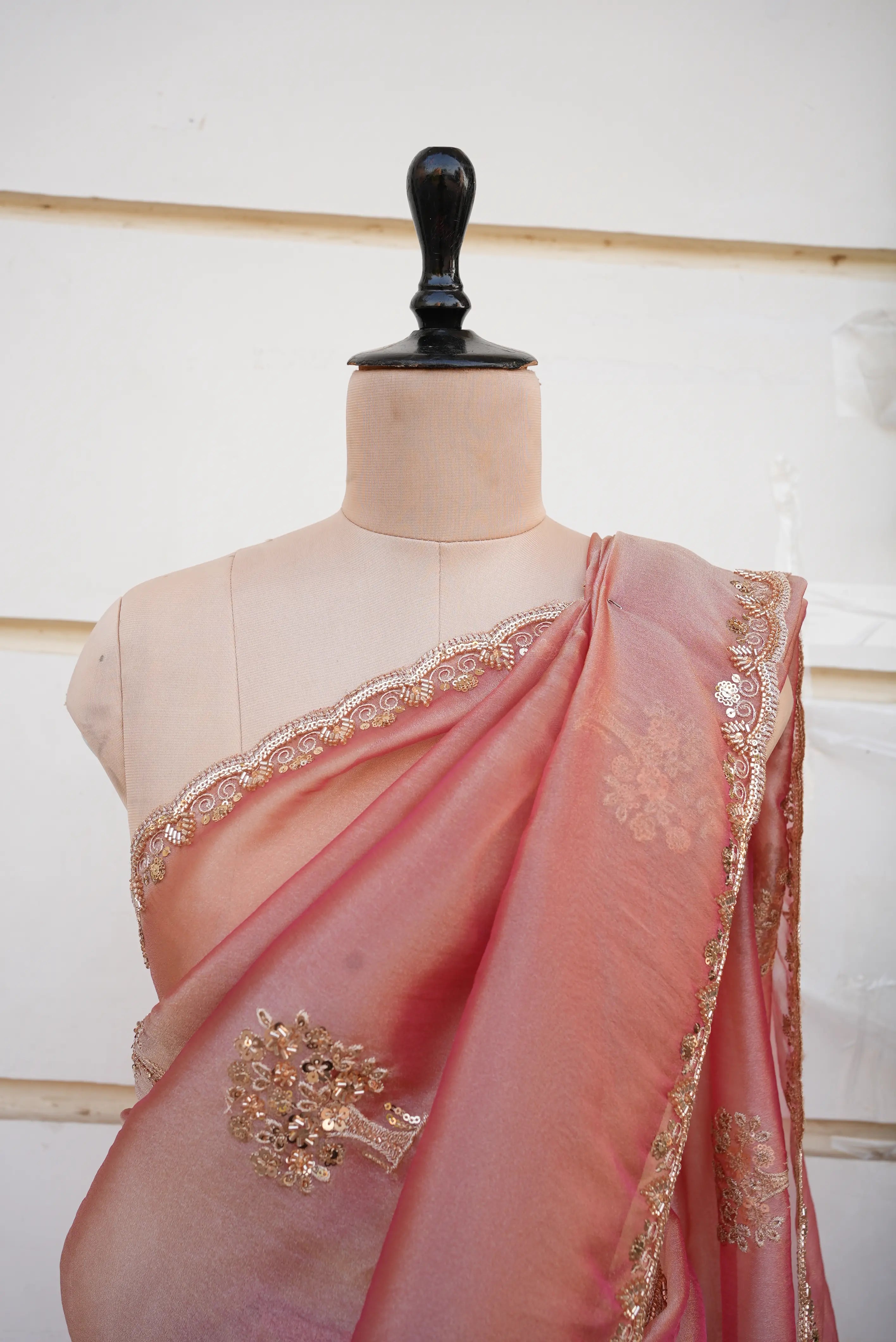 Dual Tone Shimmer Chiffon Saree With Butta Work (With Blouse)