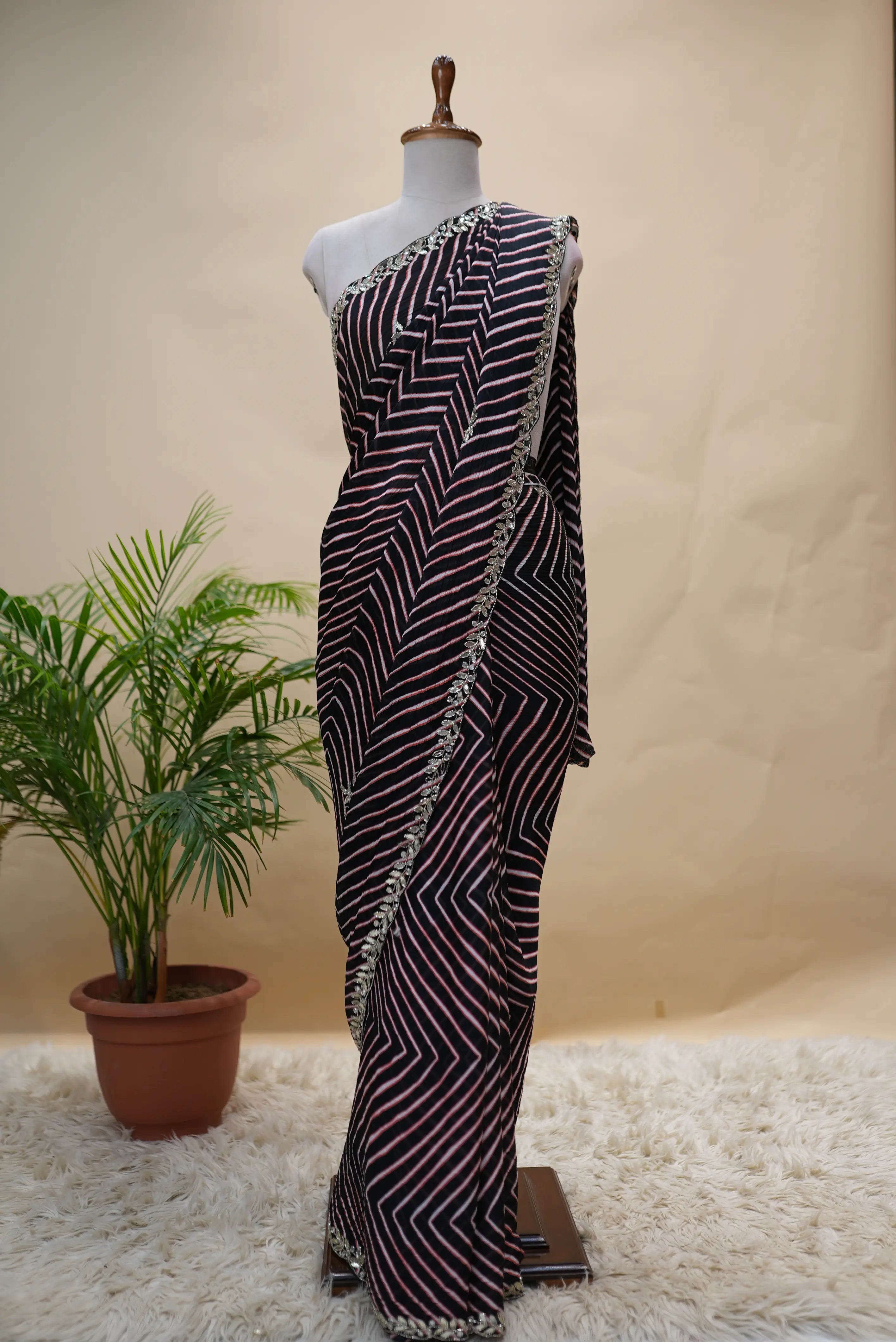 Traditional Leheriya Pattern Handwork Saree (With Blouse)