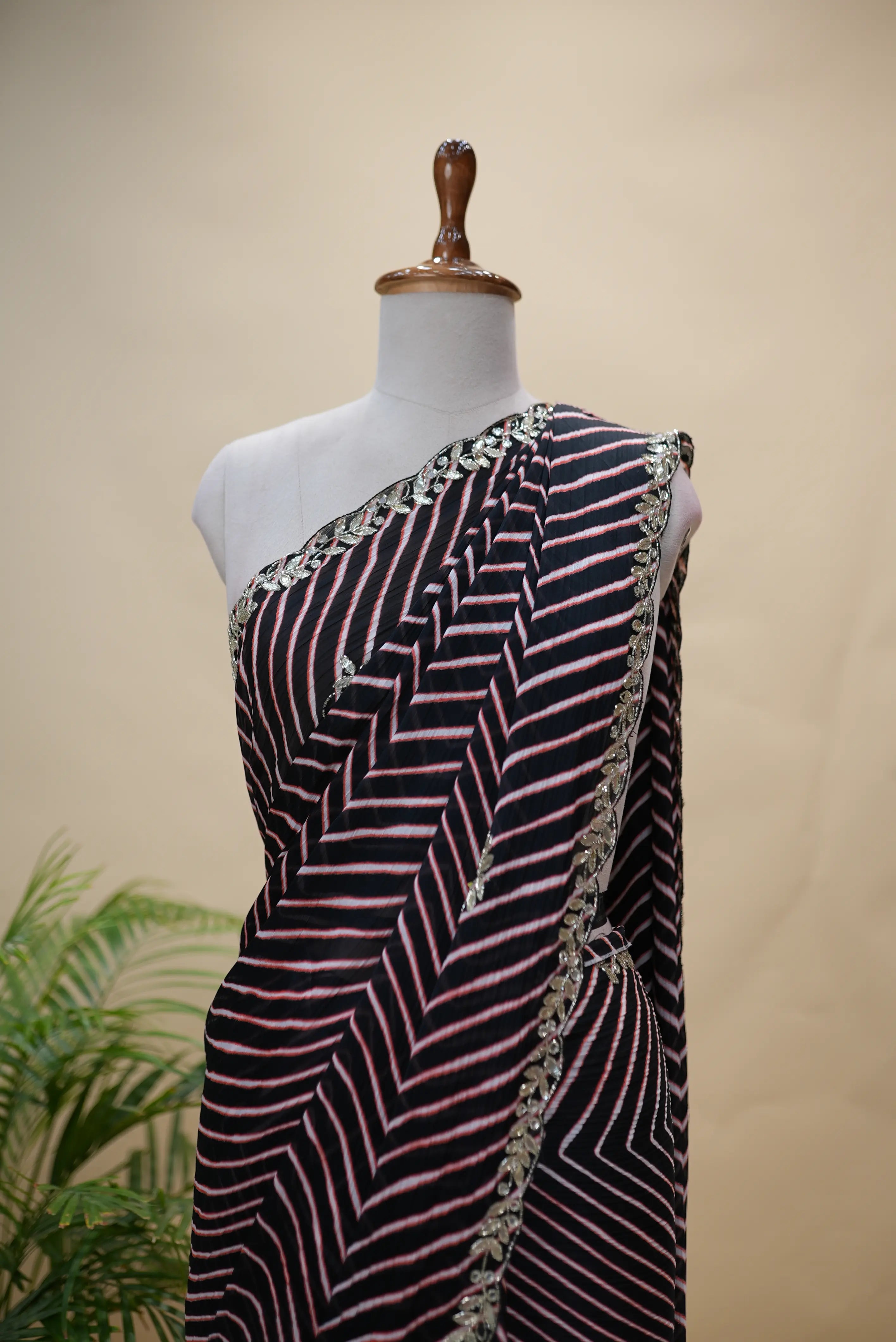 Traditional Leheriya Pattern Handwork Saree (With Blouse)