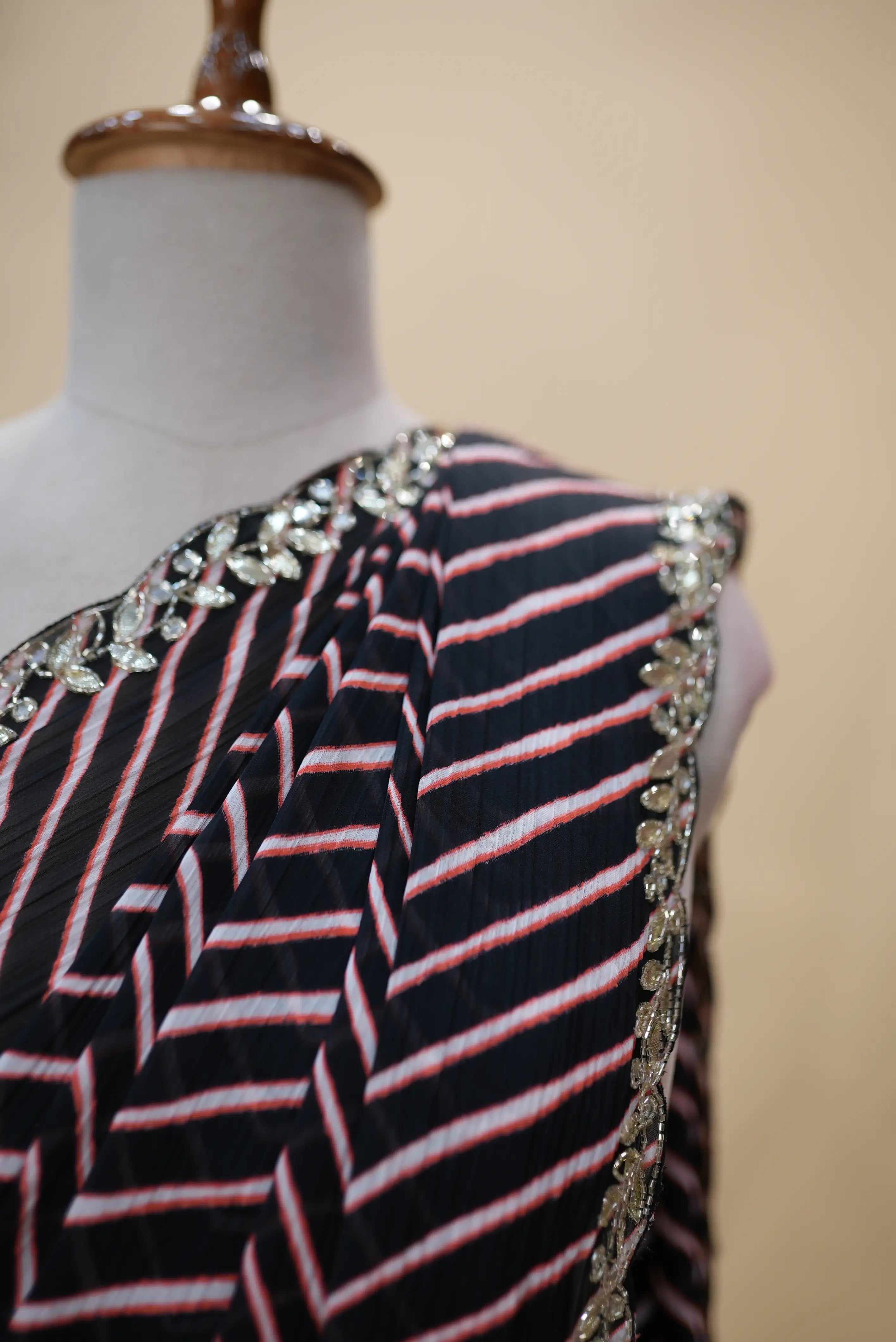 Traditional Leheriya Pattern Handwork Saree (With Blouse)