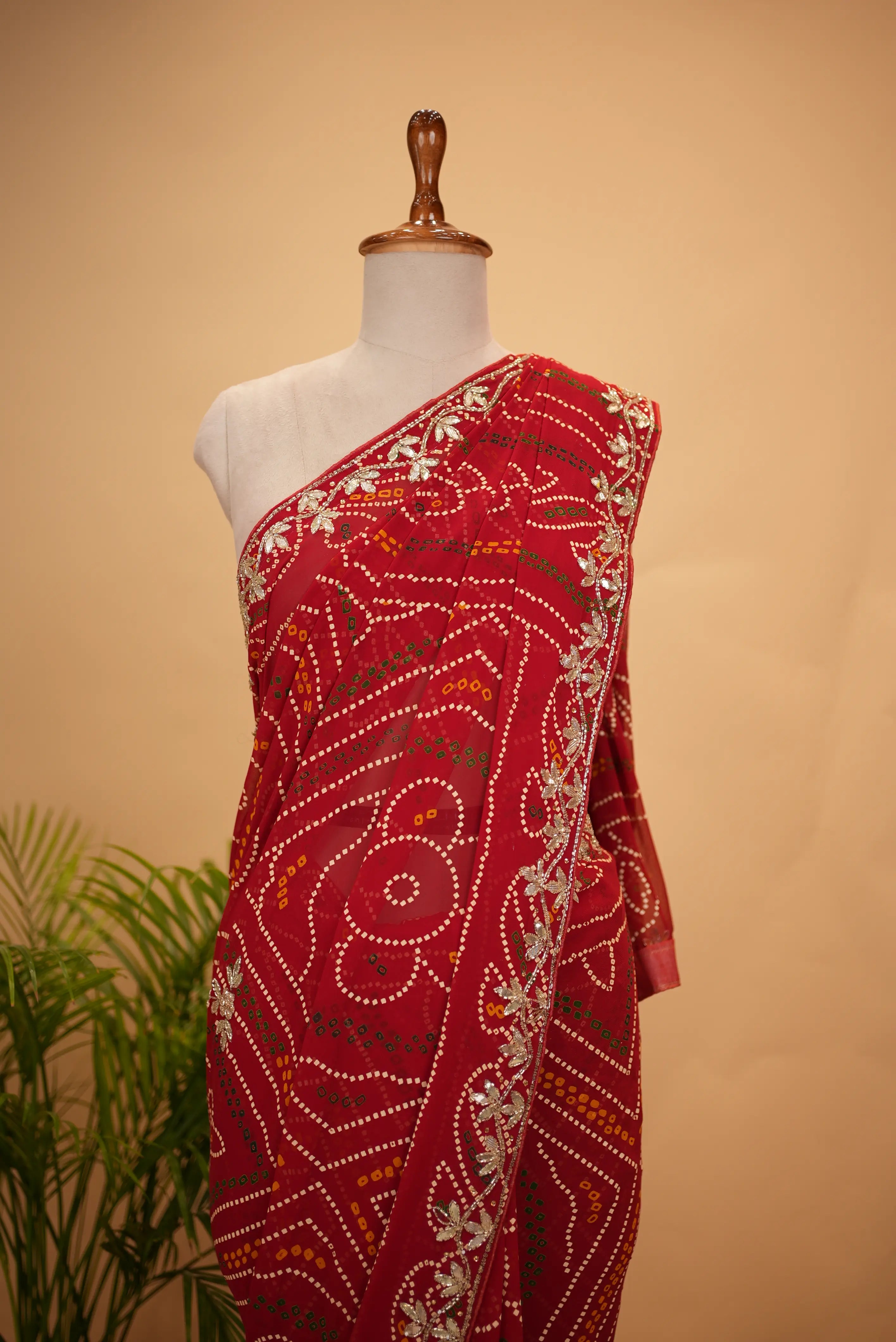 Viscose Georgette Bandhani Saree With Cutdana Handwork (With Blouse)