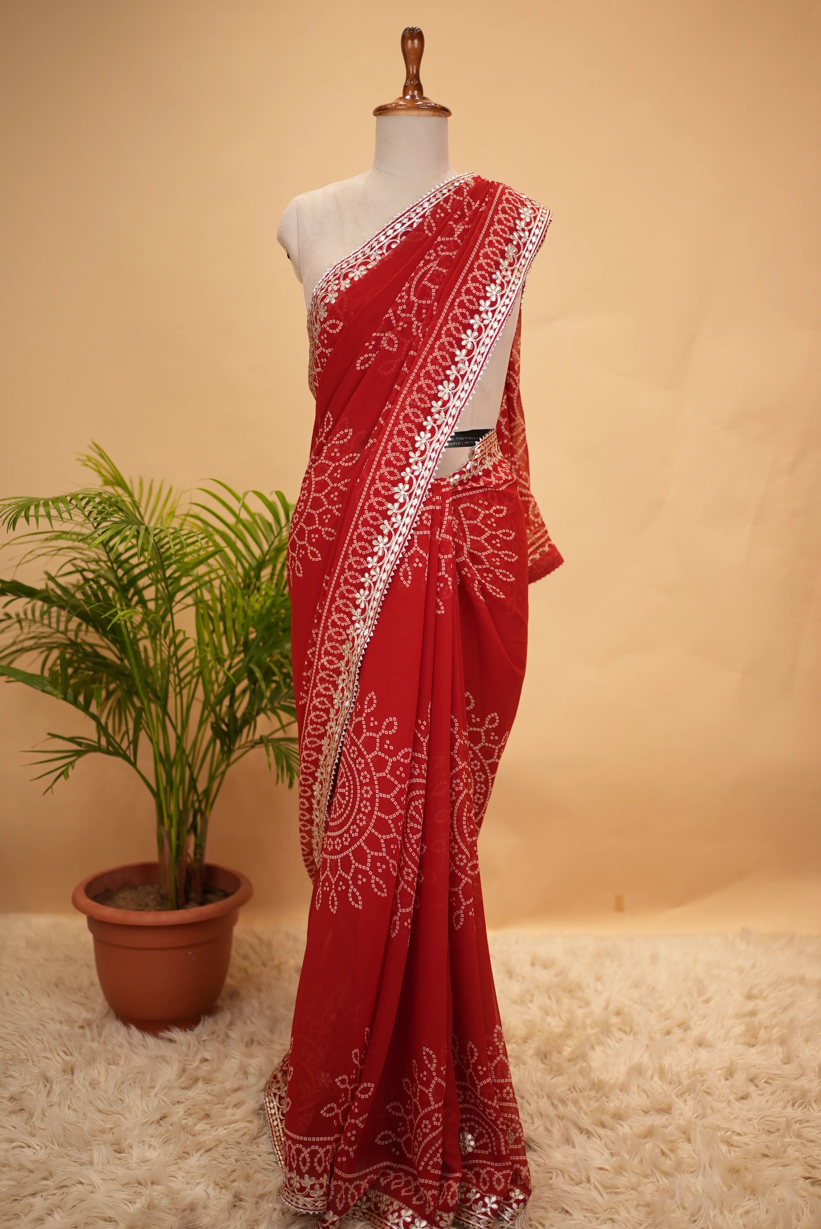 Viscose Georgette Bandhani Saree With Cutdana Handwork (With Blouse)