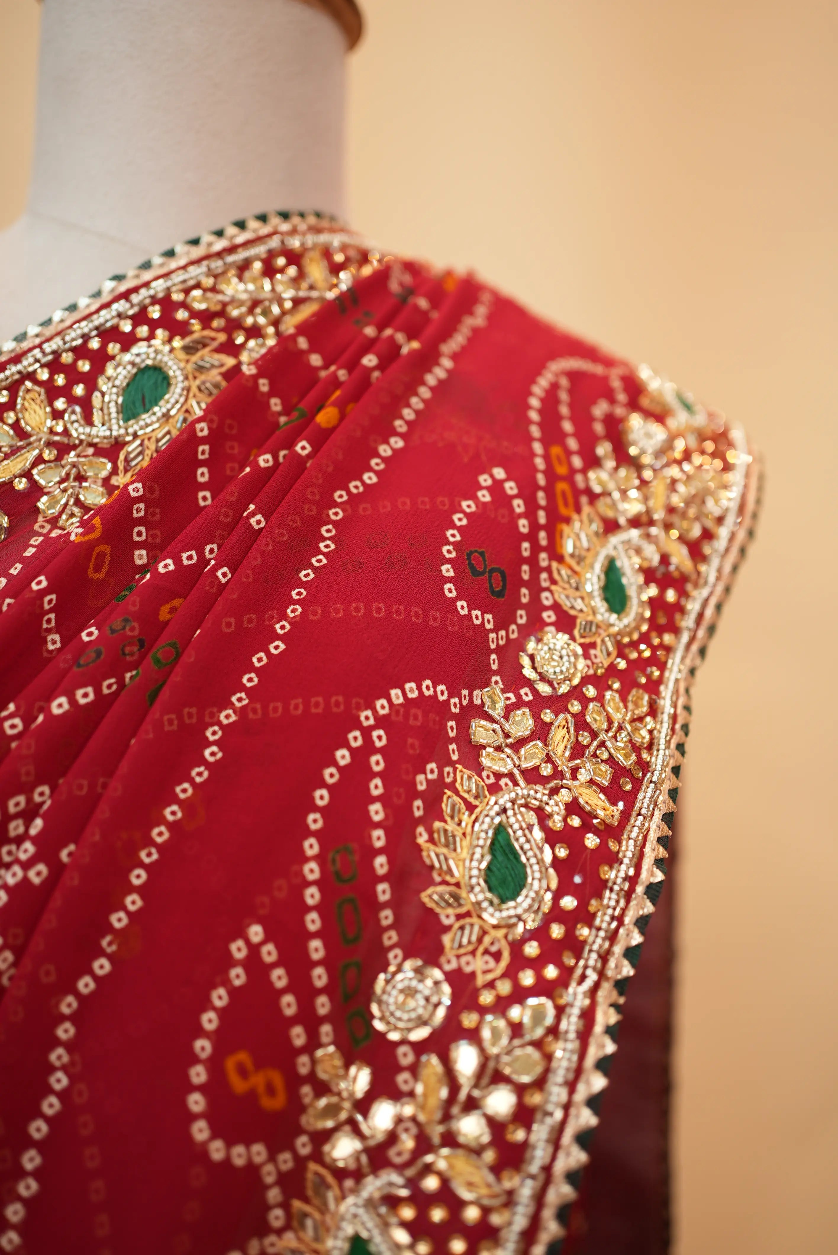 Viscose Georgette Bandhani Saree With Cutdana Handwork (With Blouse)