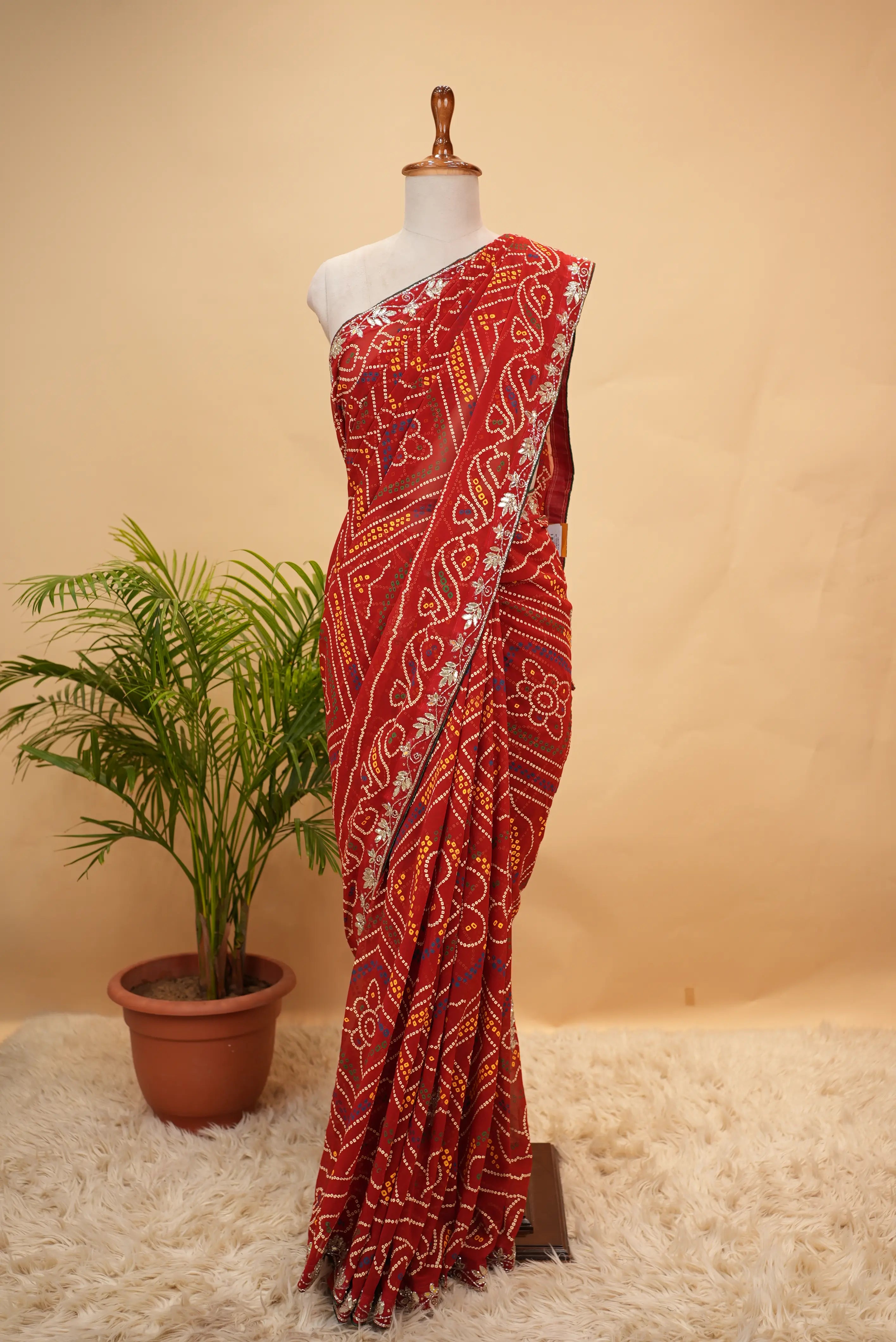 Viscose Georgette Bandhani Saree With Cutdana Handwork (With Blouse)