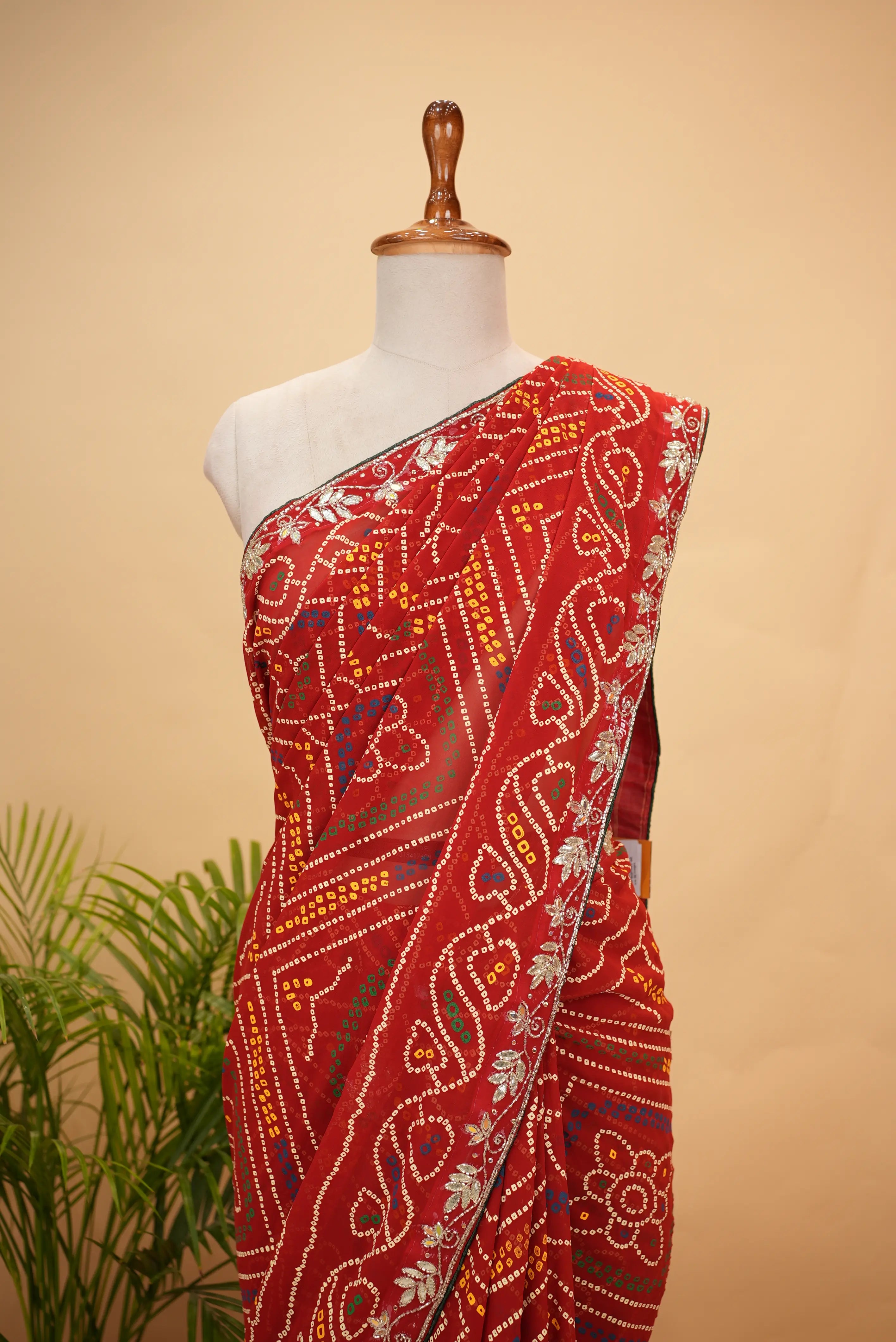 Viscose Georgette Bandhani Saree With Cutdana Handwork (With Blouse)