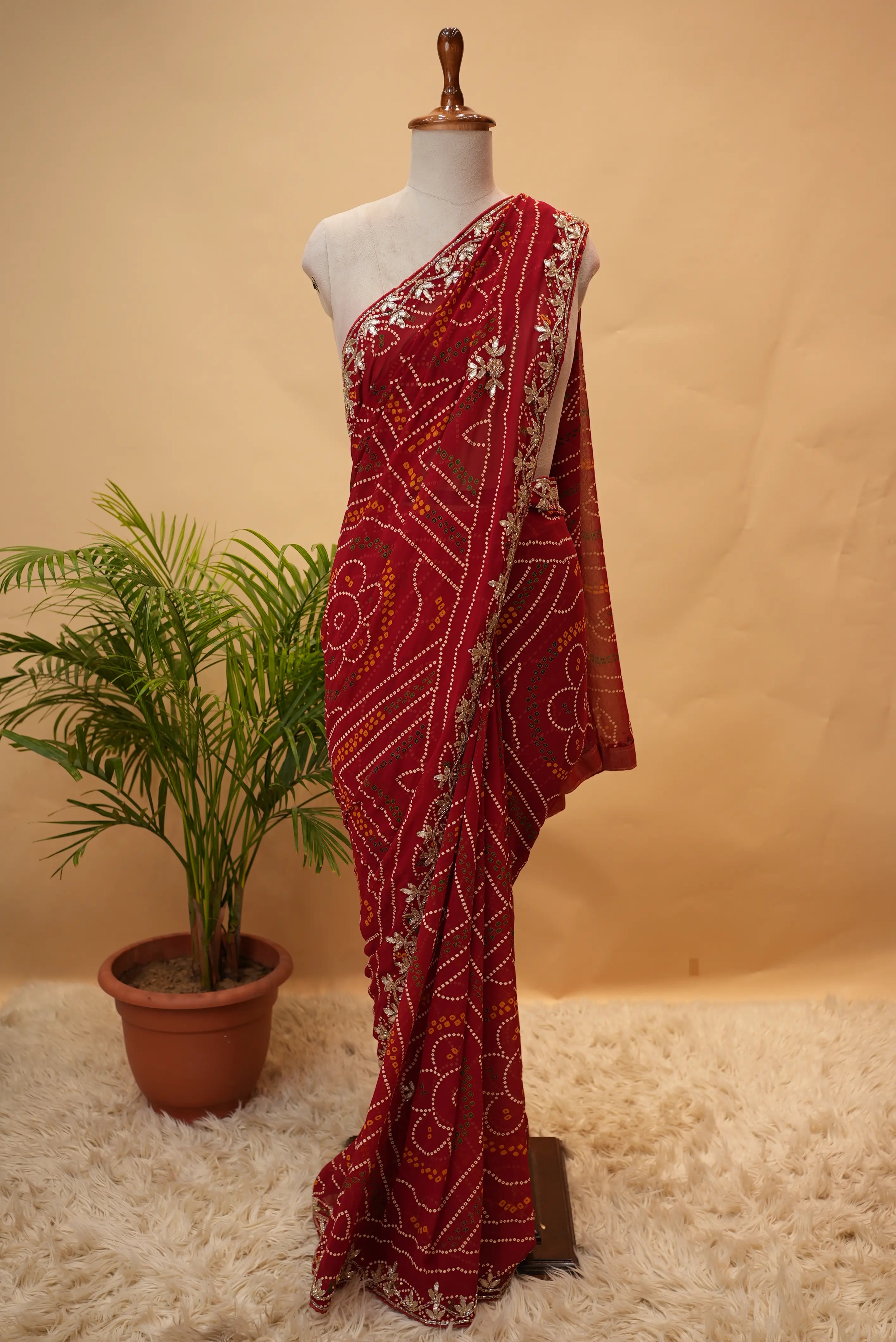 Viscose Georgette Bandhani Saree With Cutdana Handwork (With Blouse)