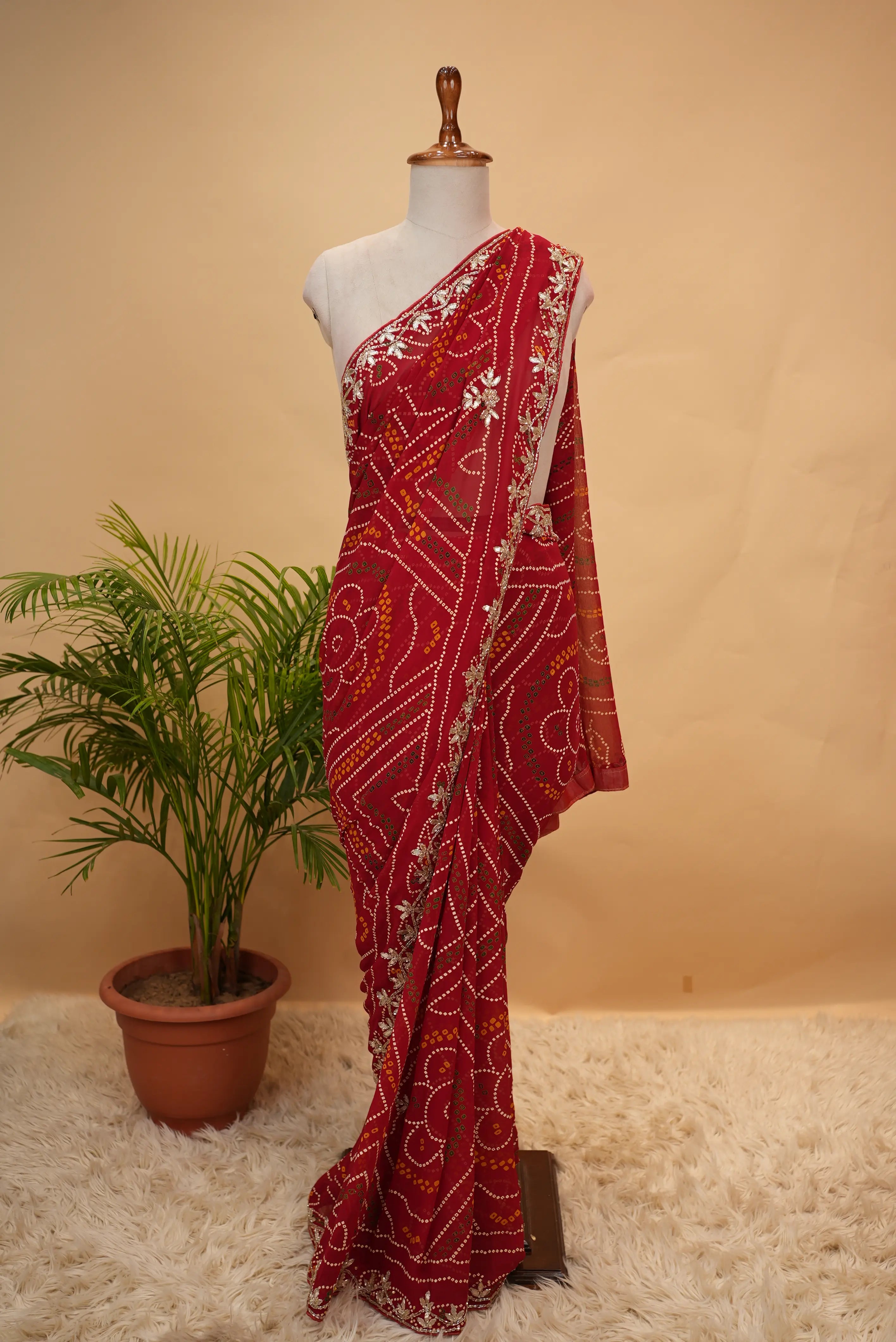 Viscose Georgette Bandhani Saree With Cutdana Handwork (With Blouse)