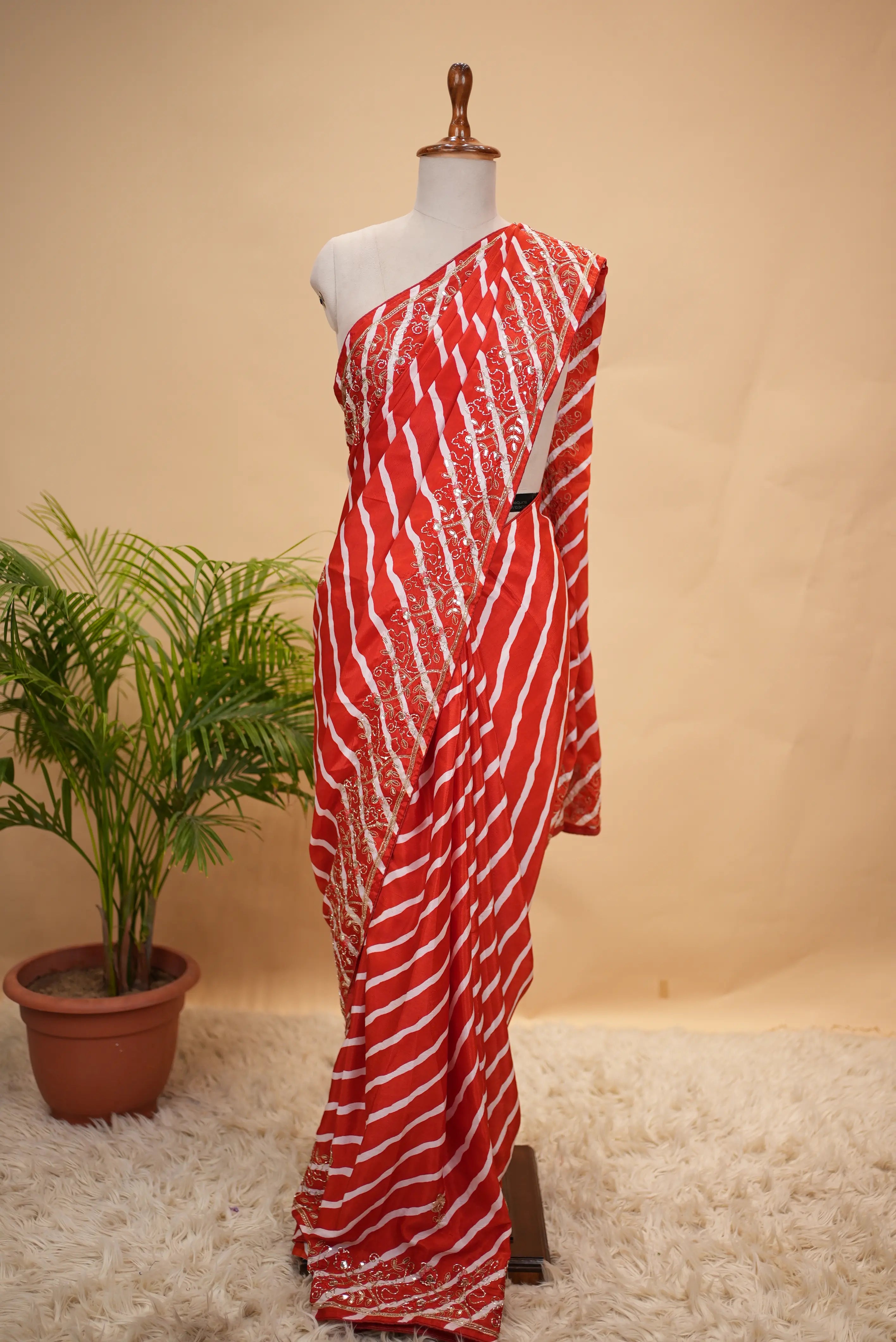 Viscose Chinon Leheriya Saree with Cut Dana & Sequence work (With Blouse)