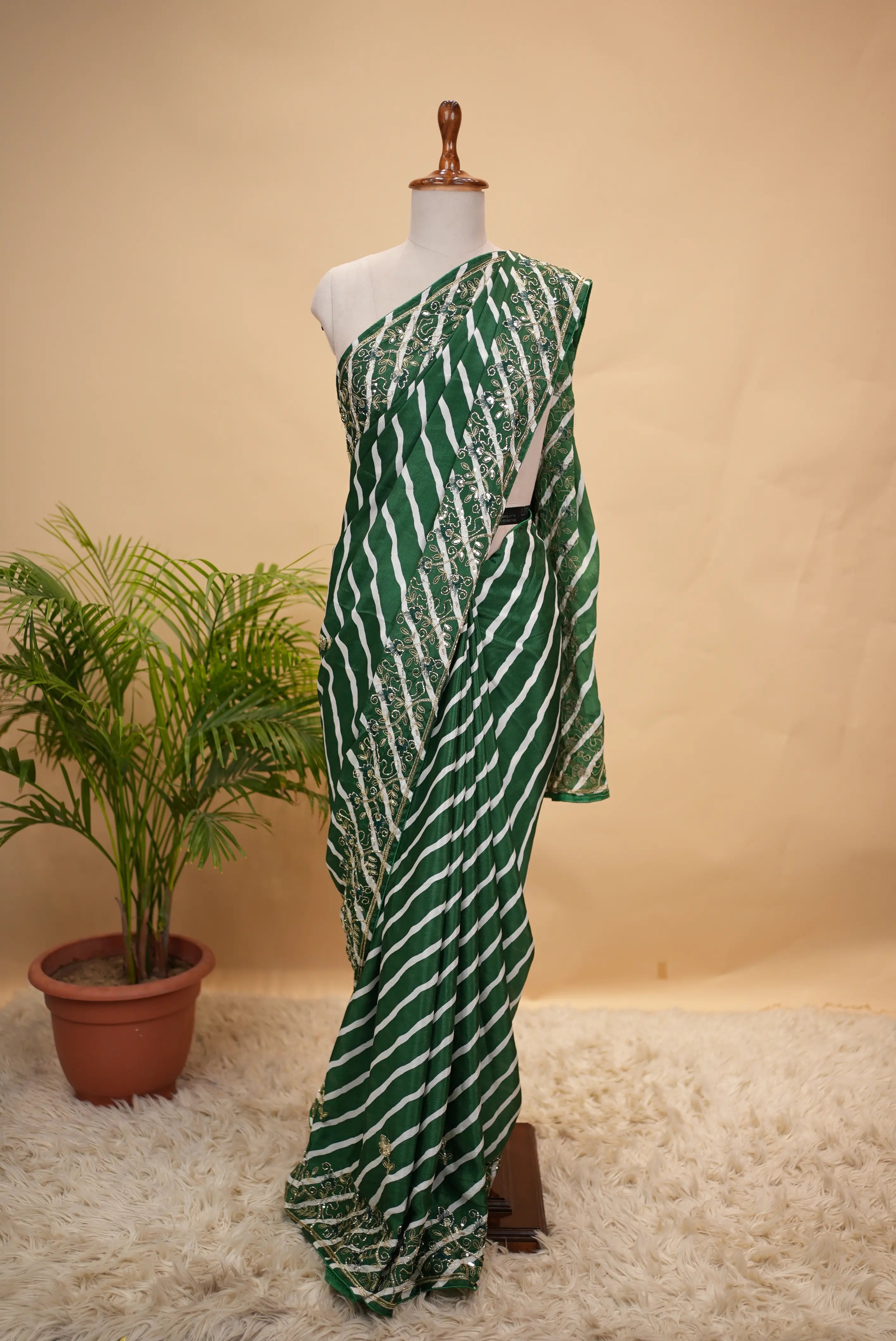 Viscose Chinon Leheriya Saree with Cut Dana & Sequence work (With Blouse)